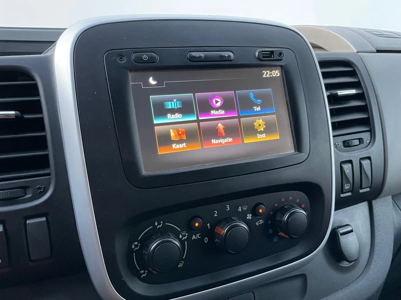 Hoofdafbeelding Nissan NV300