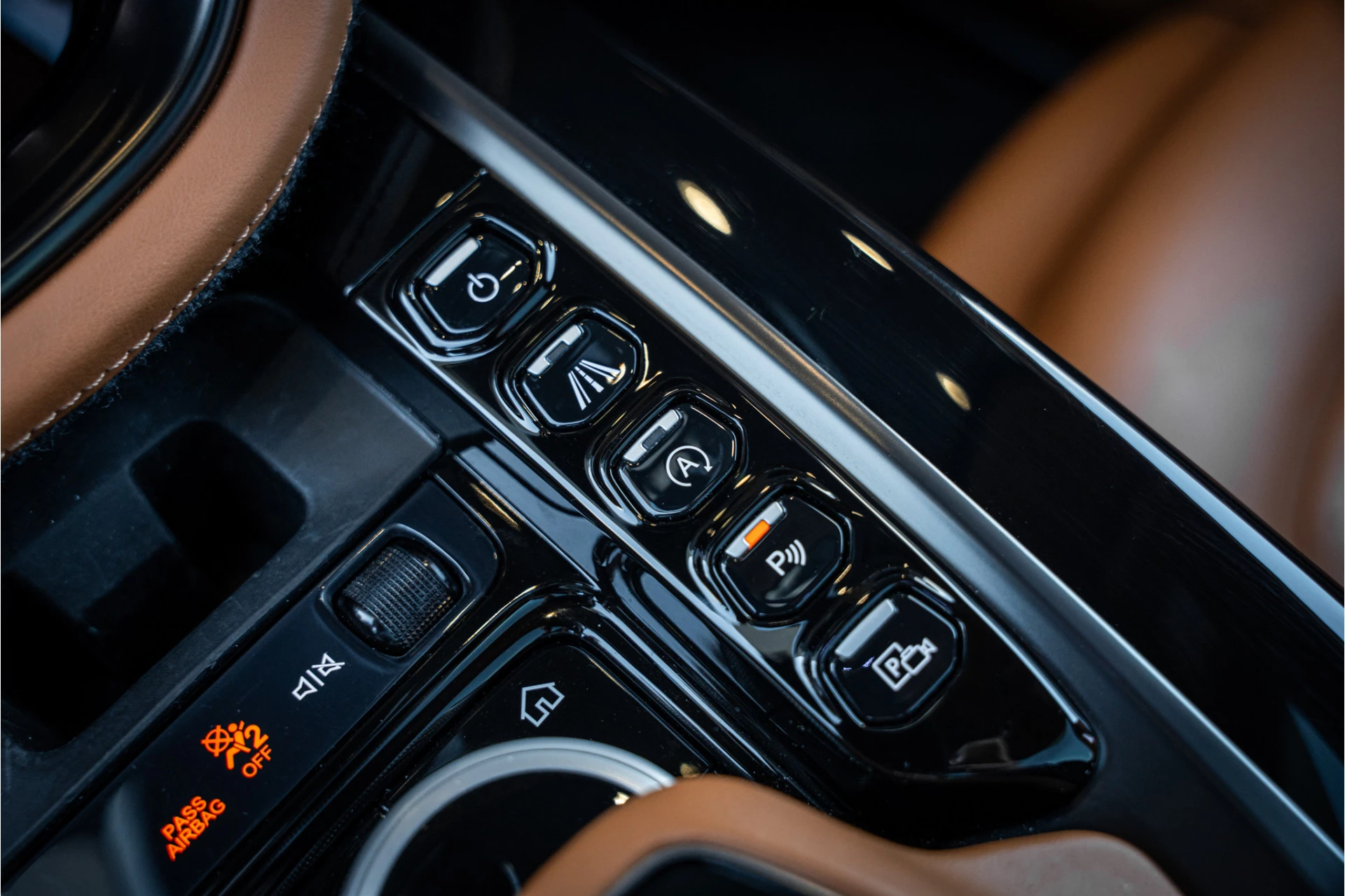 Hoofdafbeelding Aston Martin DBX