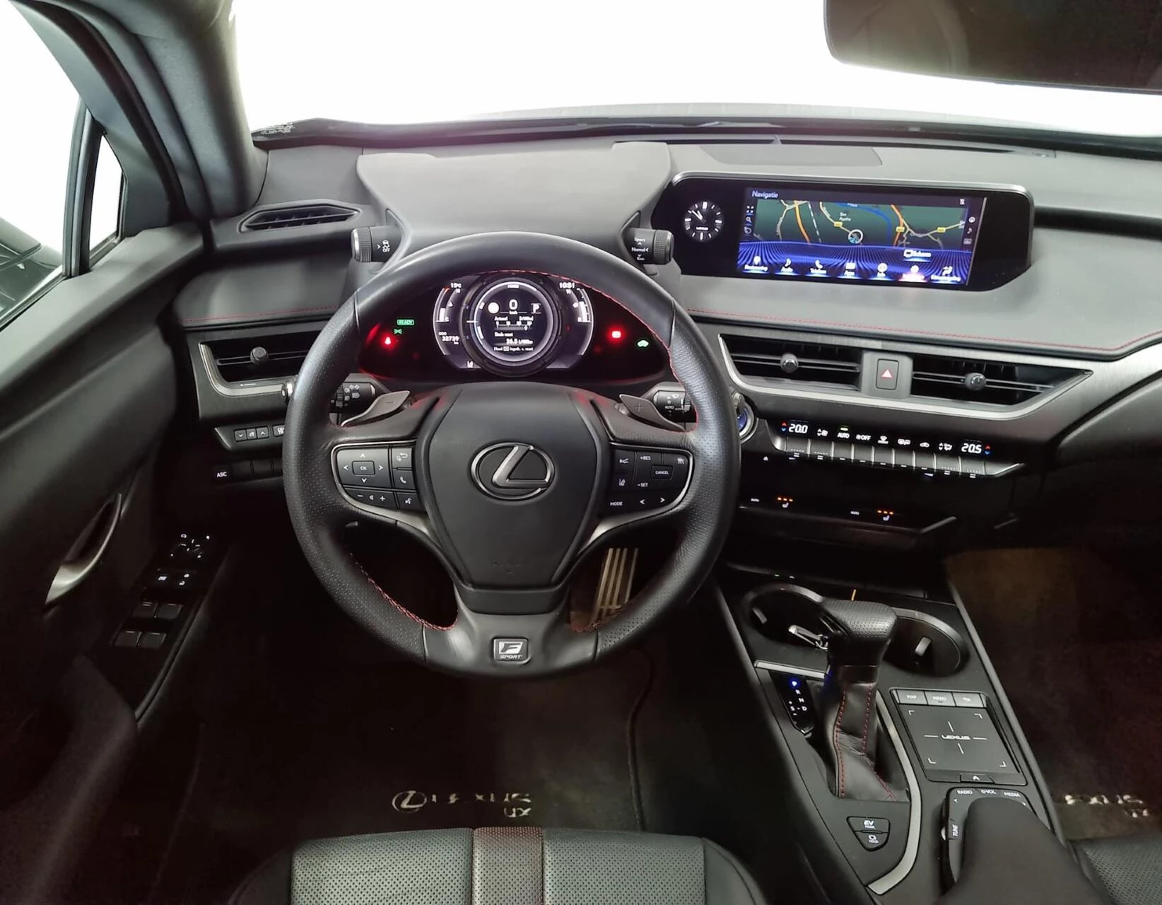 Hoofdafbeelding Lexus UX