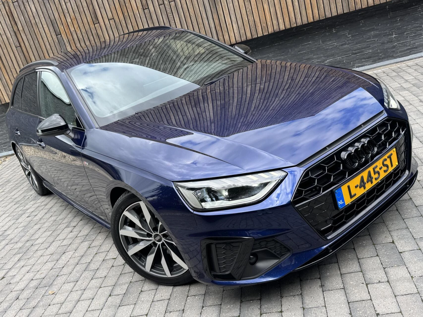 Hoofdafbeelding Audi A4