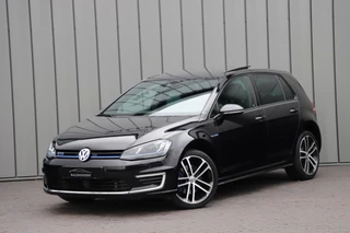 Volkswagen Golf 1.4 TSI GTE DSG | Pano | Leder | ACC | Groot Navi | Led-xenon | 2015.