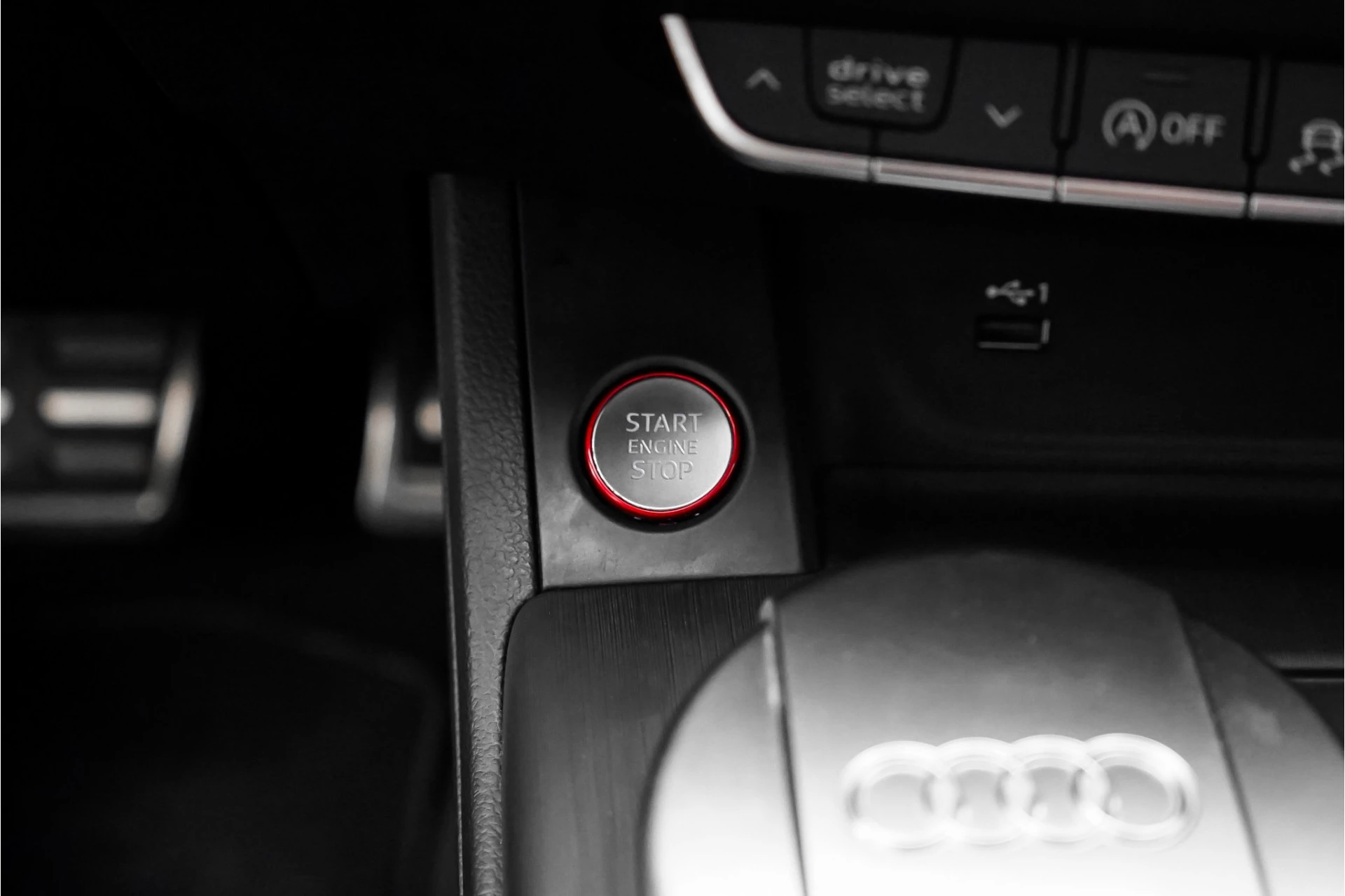 Hoofdafbeelding Audi S4