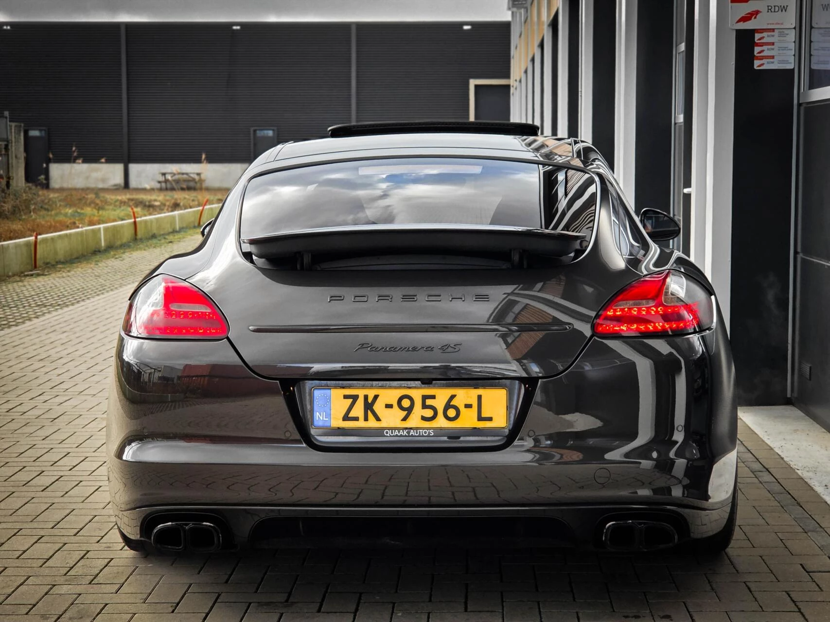 Hoofdafbeelding Porsche Panamera