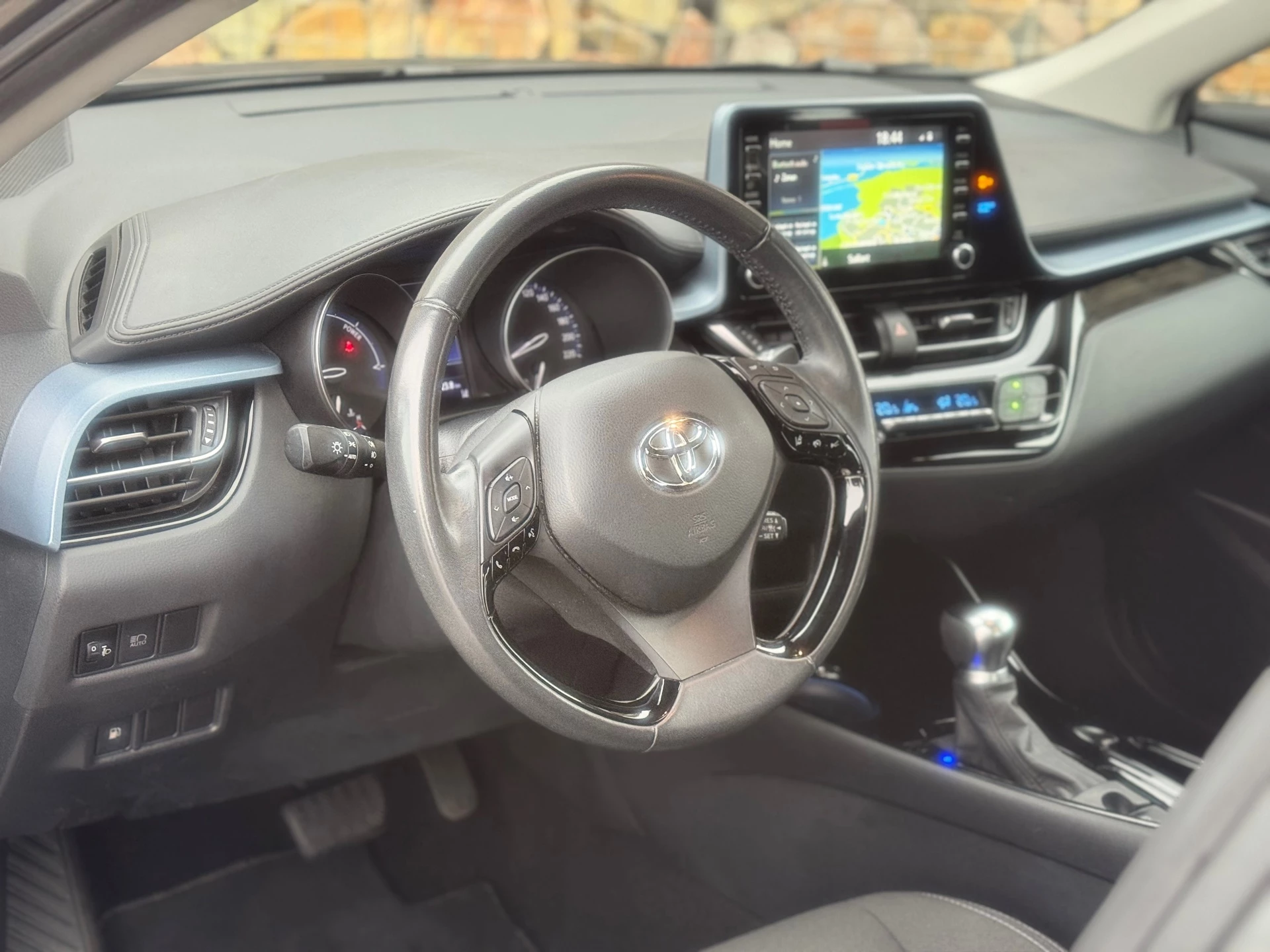 Hoofdafbeelding Toyota C-HR