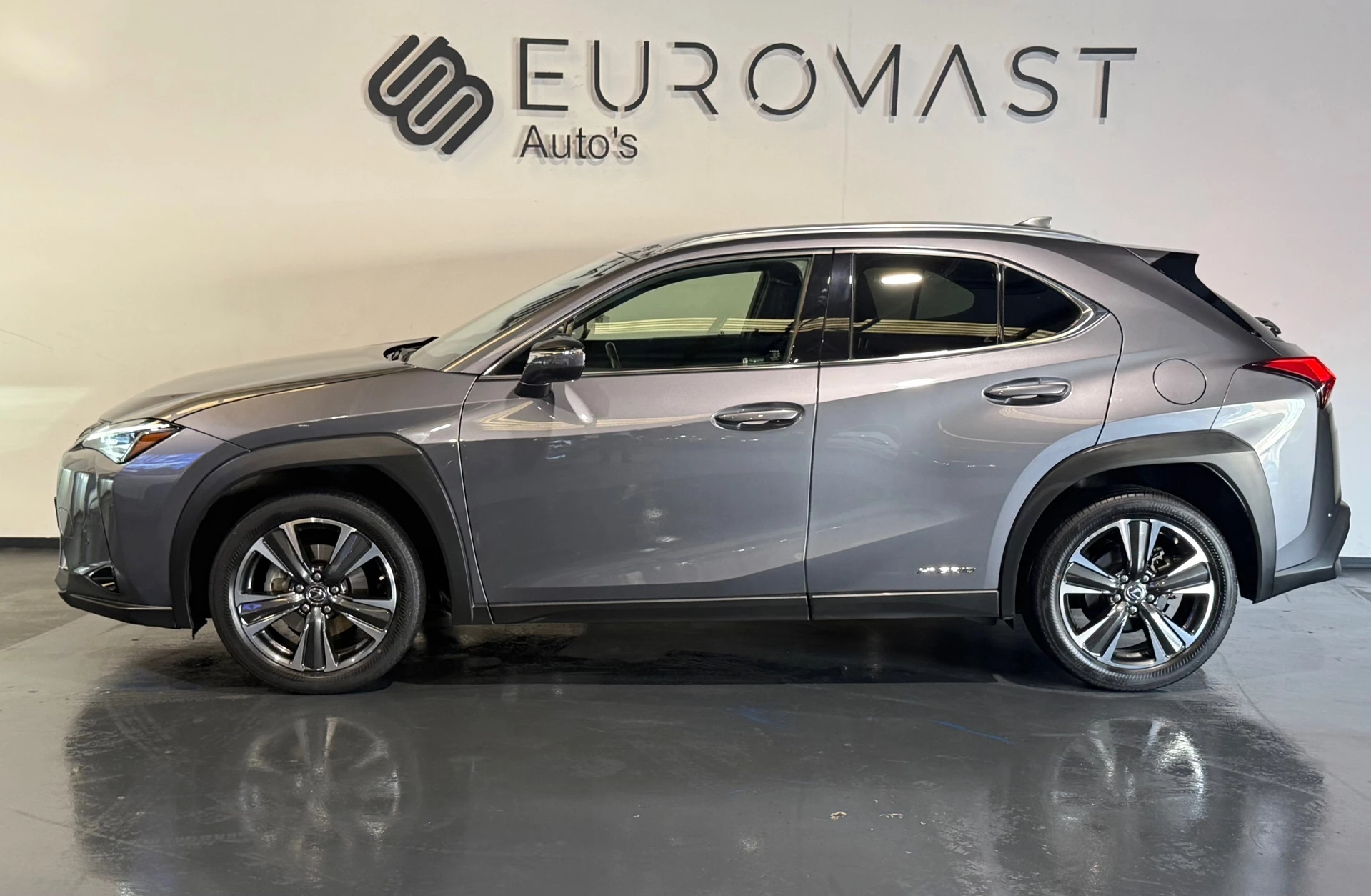 Hoofdafbeelding Lexus UX