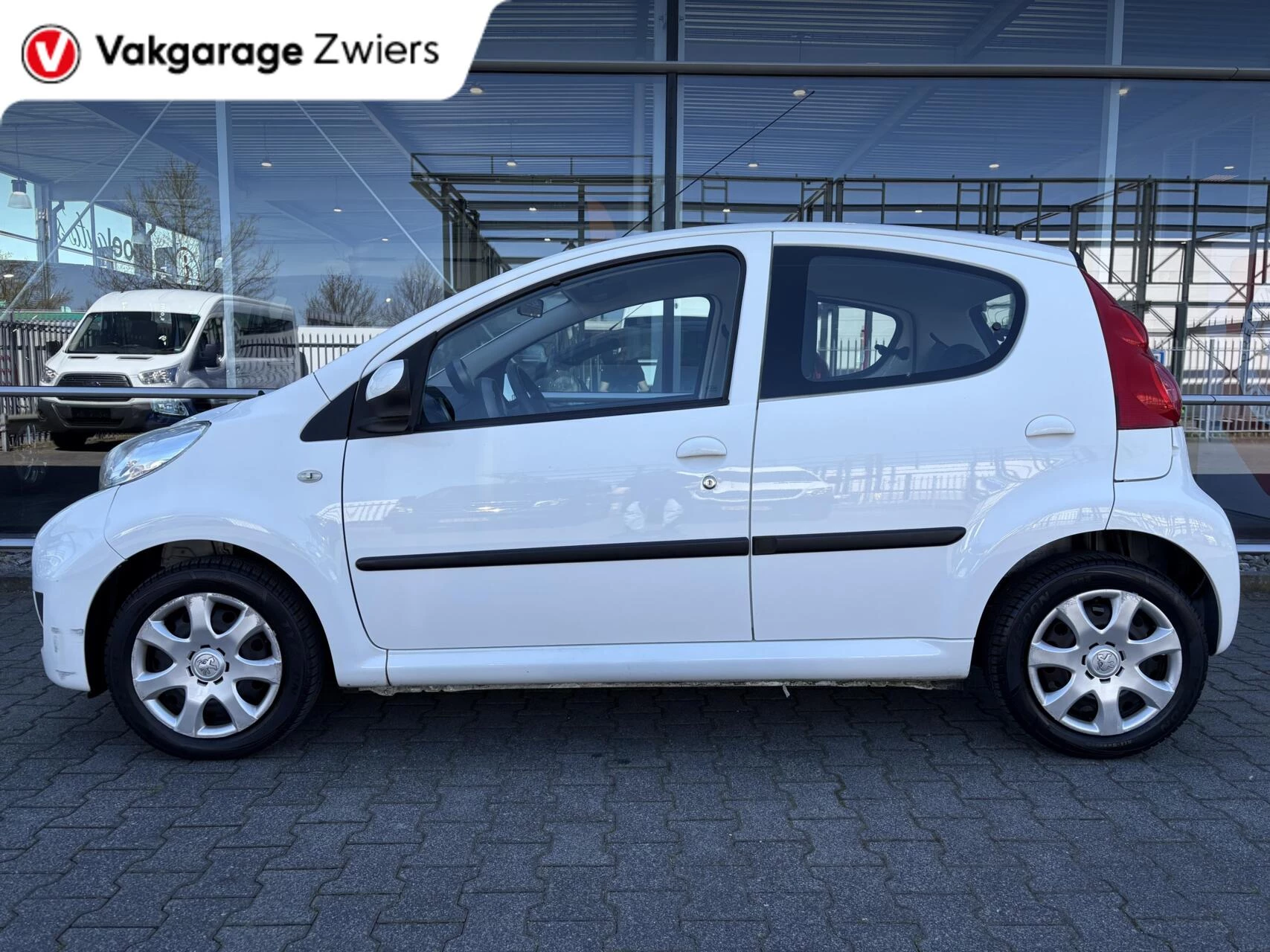 Hoofdafbeelding Peugeot 107