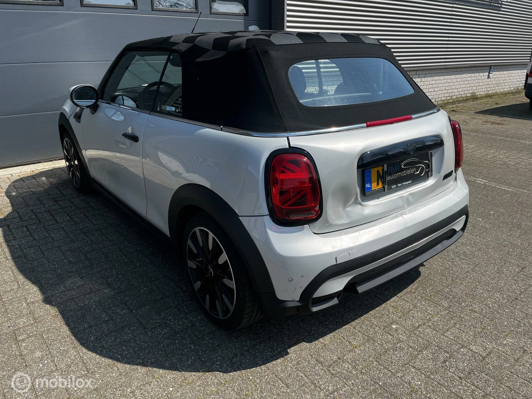 Hoofdafbeelding MINI Cooper Cabrio