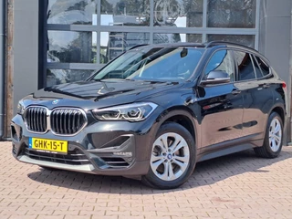 BMW X1 xDrive25e High Executive PHEV | Led | Trekhaak | Leder | Elek. klep | Navi | Camera | Stoelverwarming |