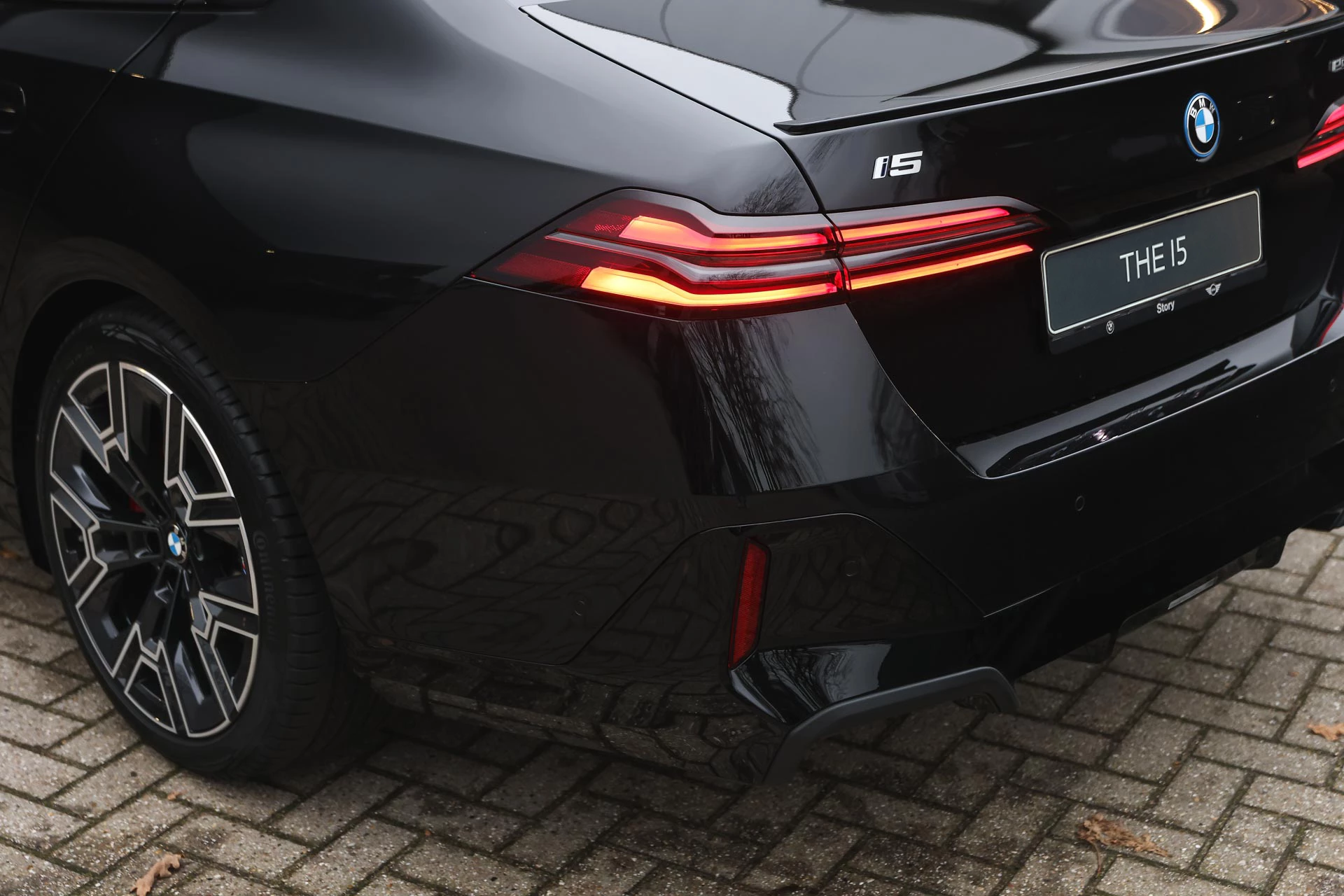 Hoofdafbeelding BMW i5