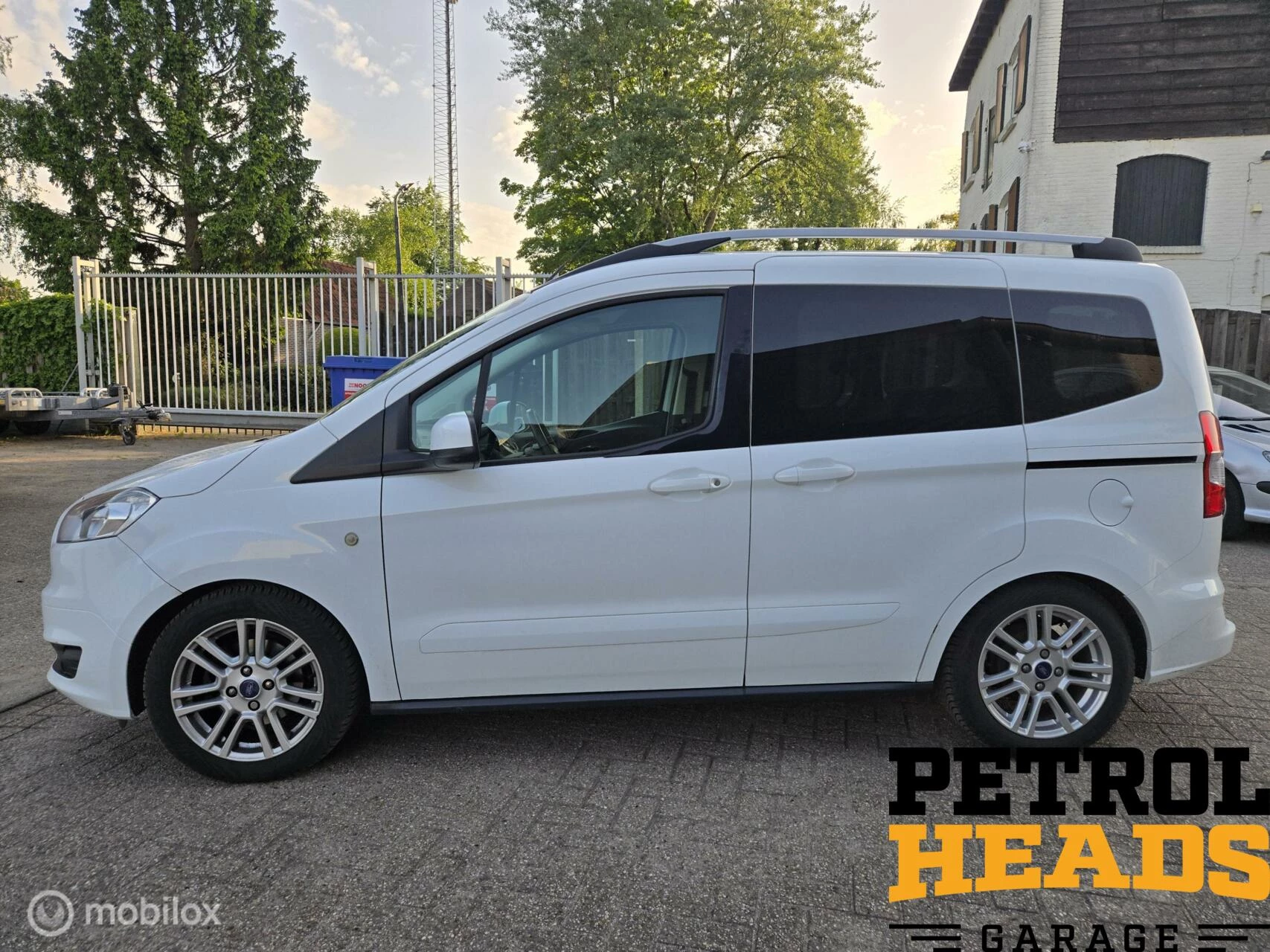 Hoofdafbeelding Ford Tourneo Courier