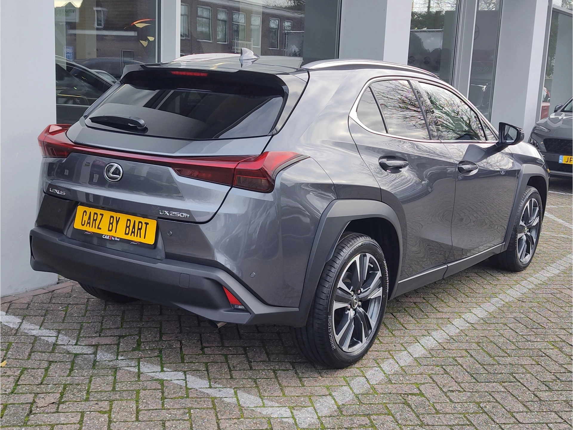 Hoofdafbeelding Lexus UX