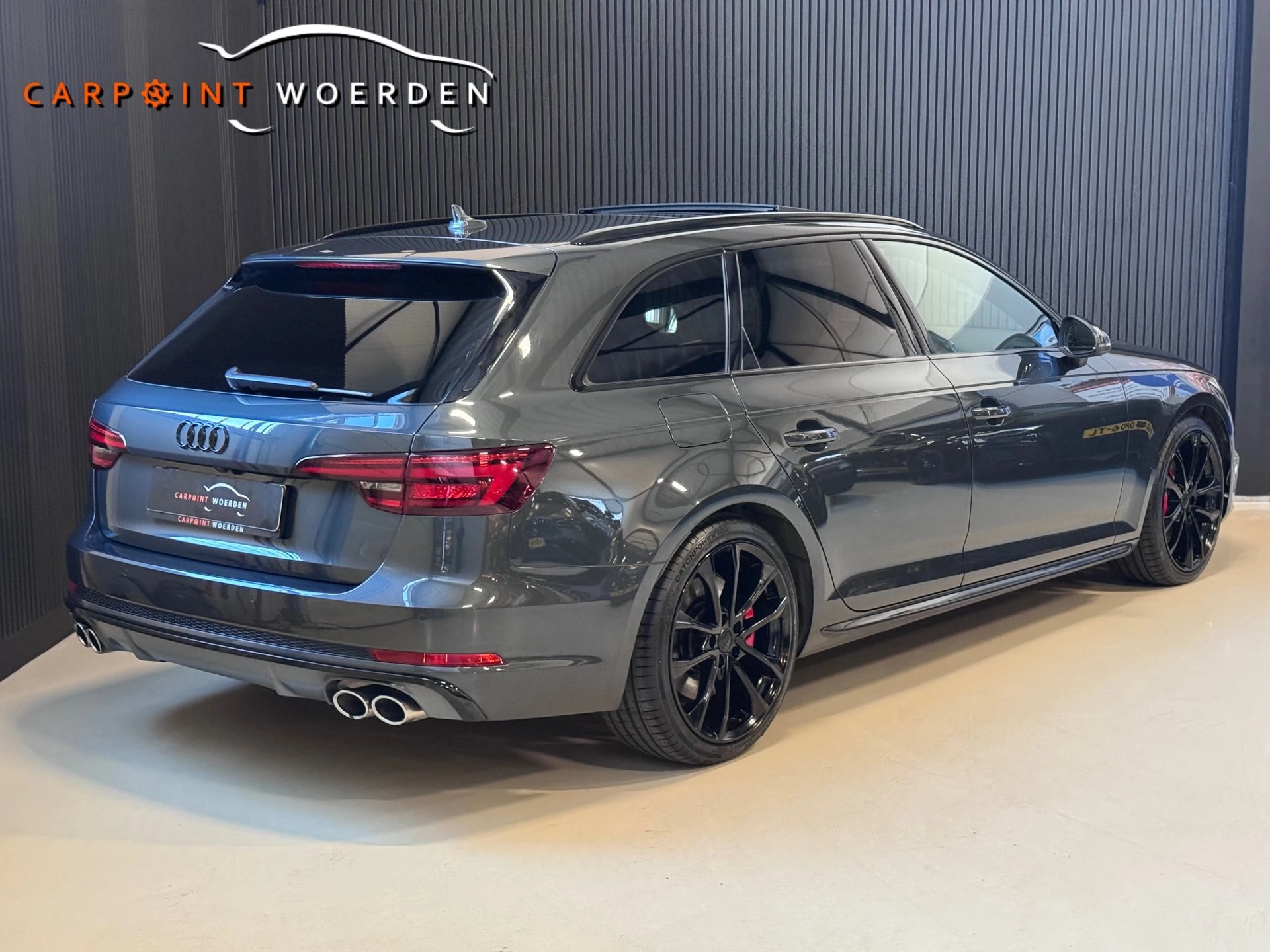 Hoofdafbeelding Audi S4