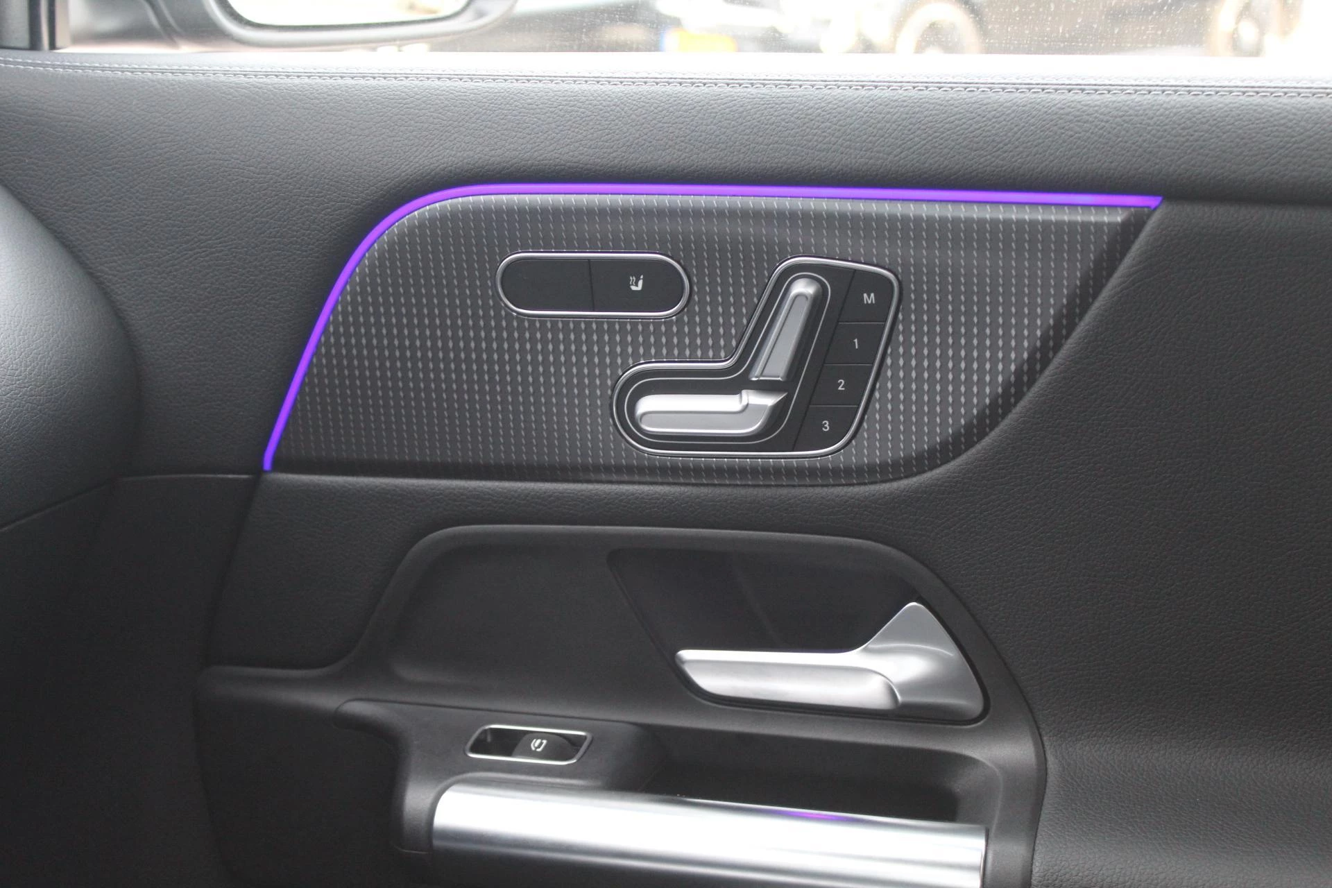 Hoofdafbeelding Mercedes-Benz EQA