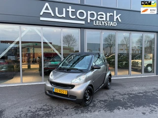 Hoofdafbeelding smart Fortwo Smart Fortwo coupé 1.0 mhd Pure 1e Eigenaar NAP Nieuwe apk