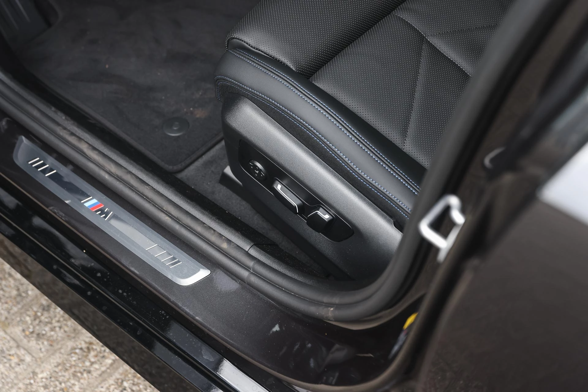 Hoofdafbeelding BMW i5