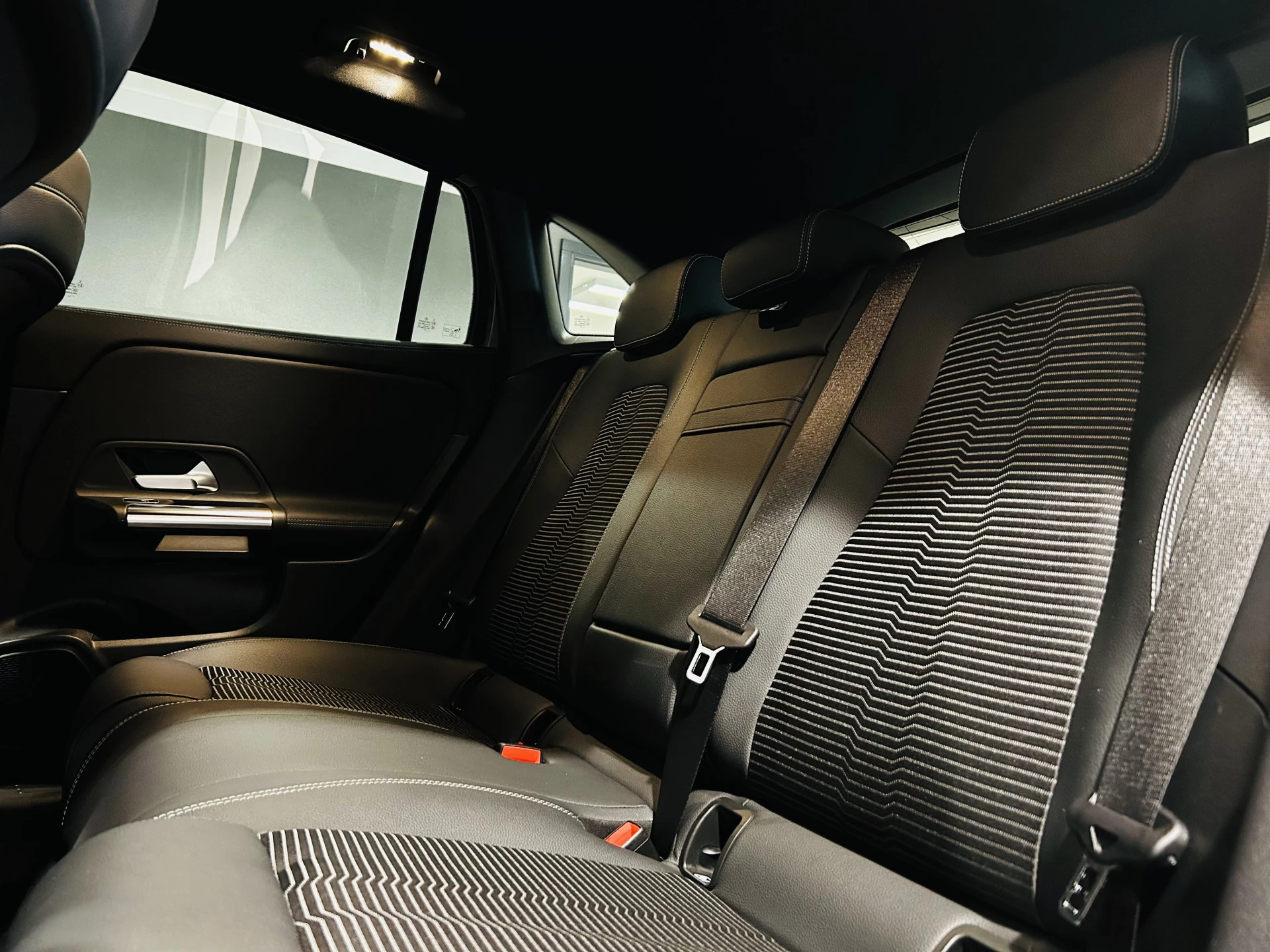 Hoofdafbeelding Mercedes-Benz EQA