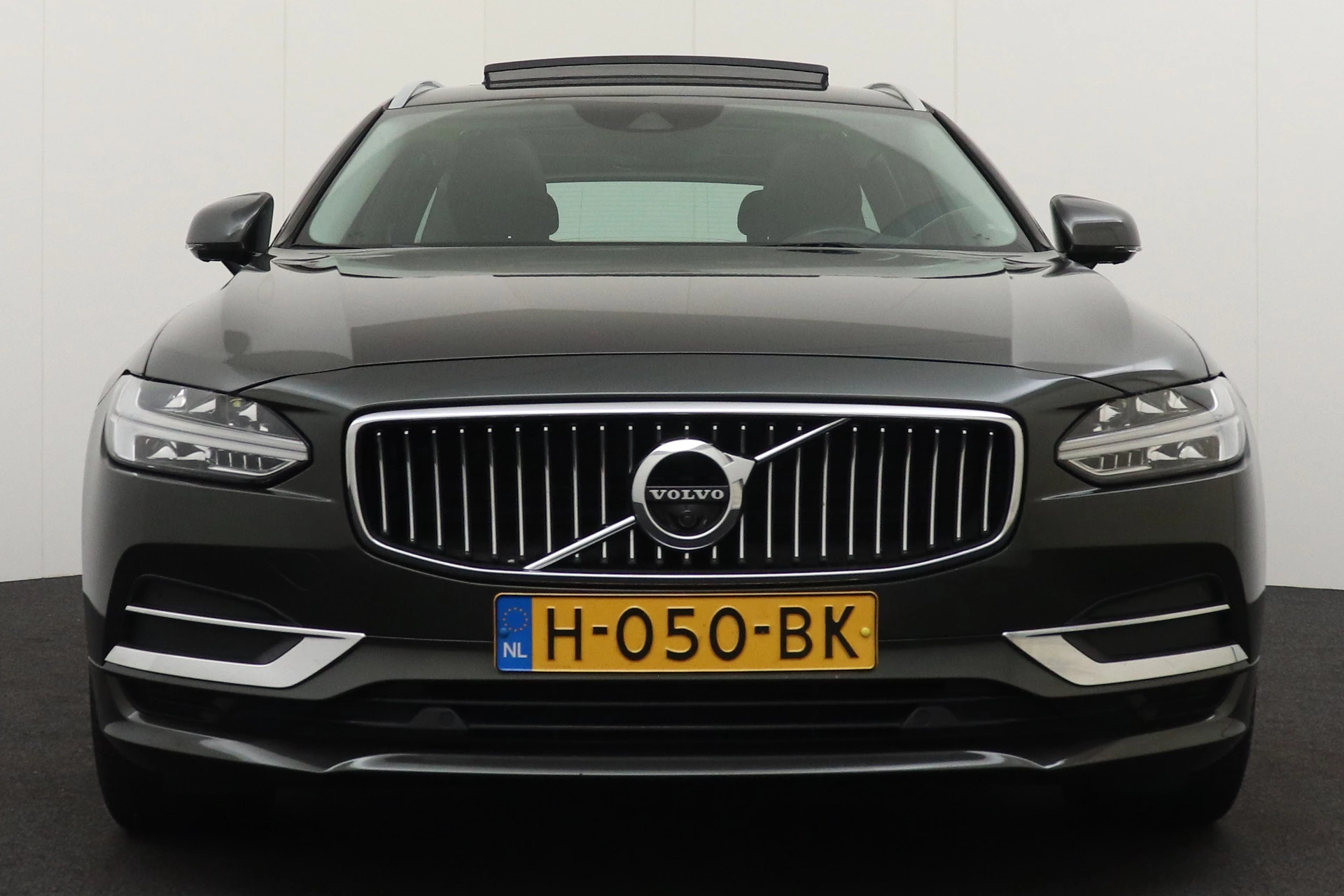 Hoofdafbeelding Volvo V90