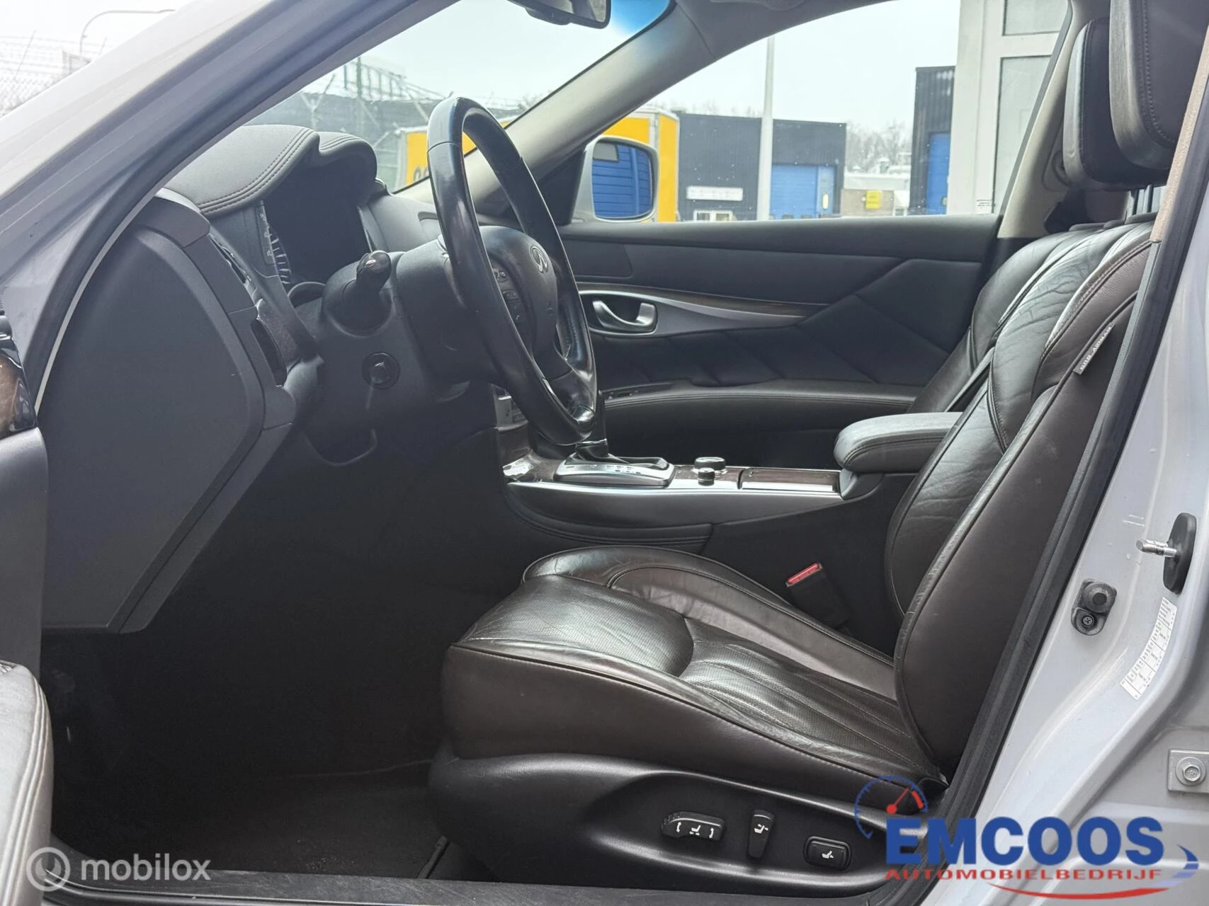 Hoofdafbeelding Infiniti M