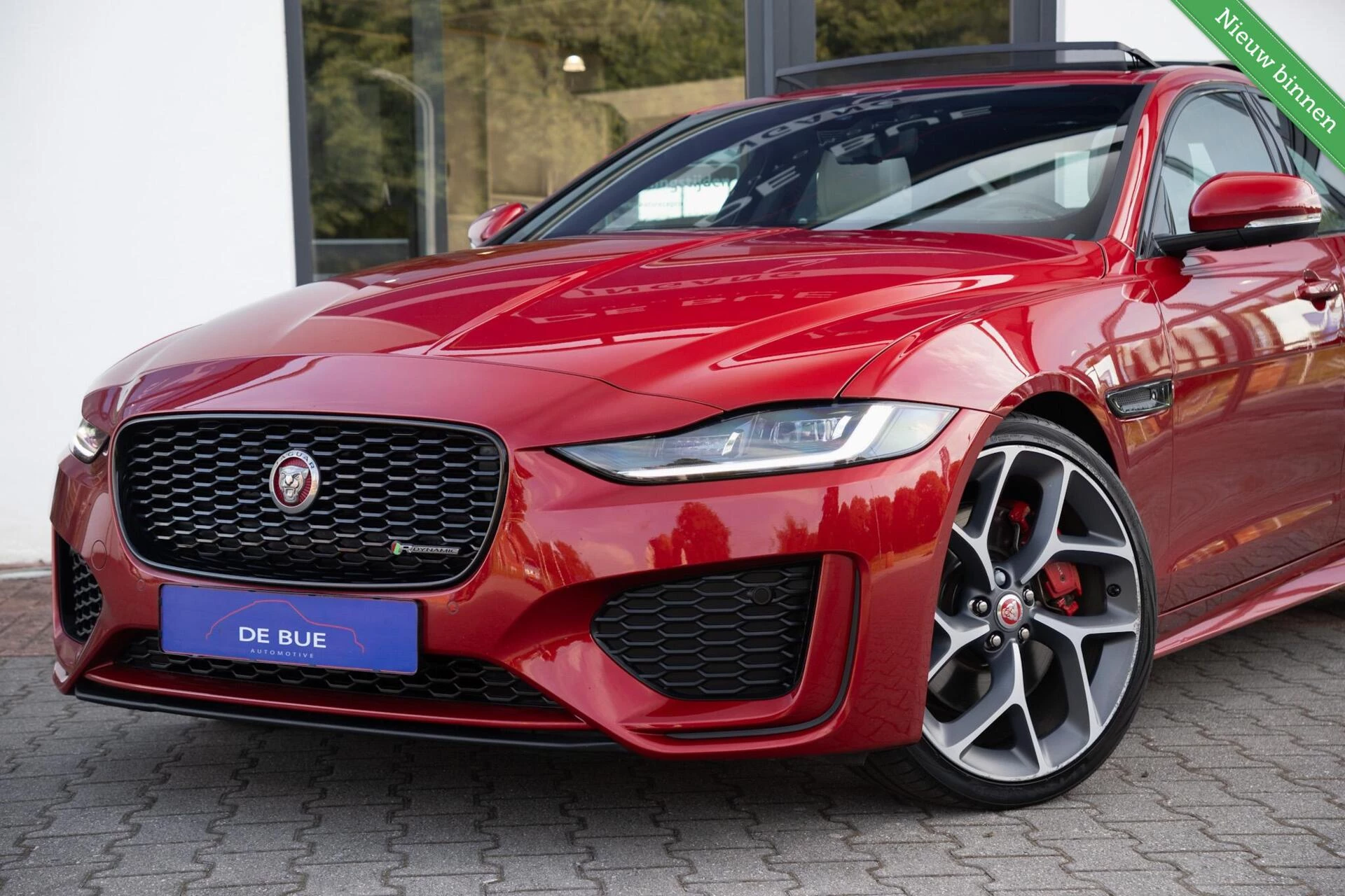 Hoofdafbeelding Jaguar XE