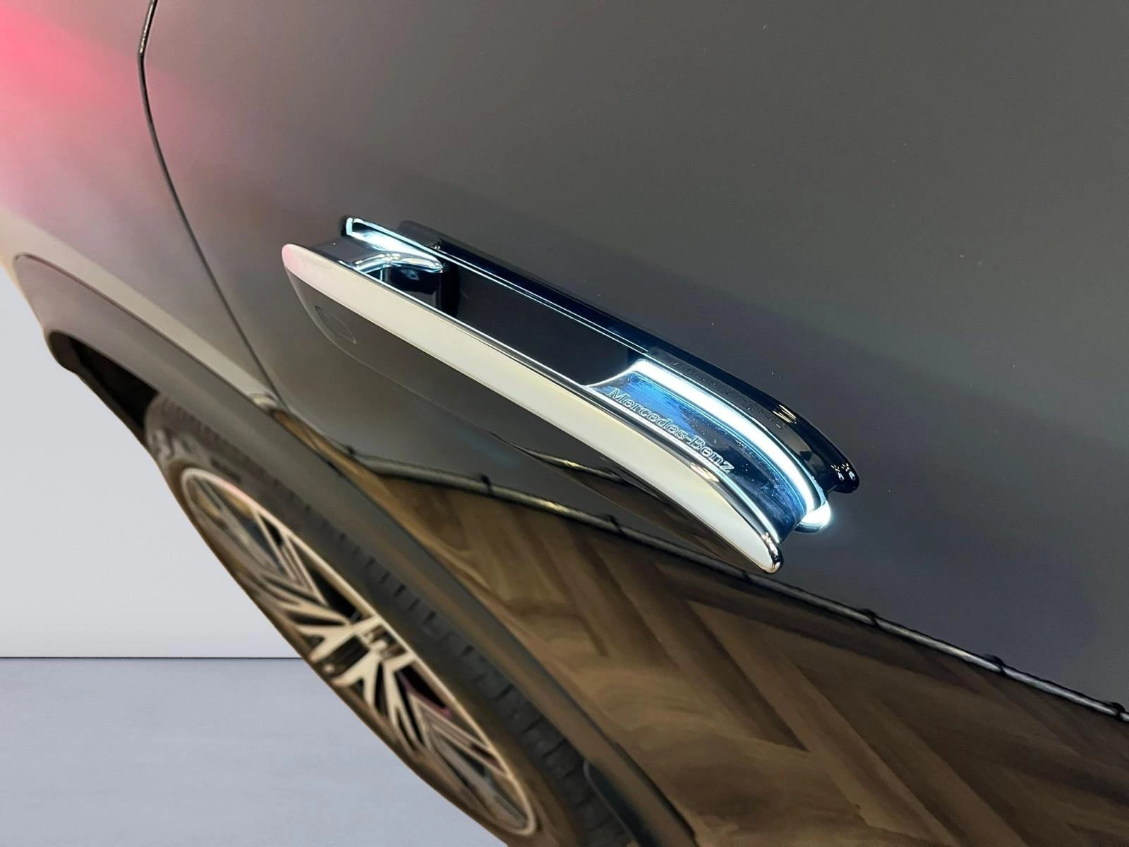 Hoofdafbeelding Mercedes-Benz EQE