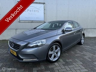 Hoofdafbeelding Volvo V40 Volvo V40 VERKOCHT 1.6 T3 150pk Momentum 2012 / Navigatie / Bluetooth / Camera / 17” / NAP