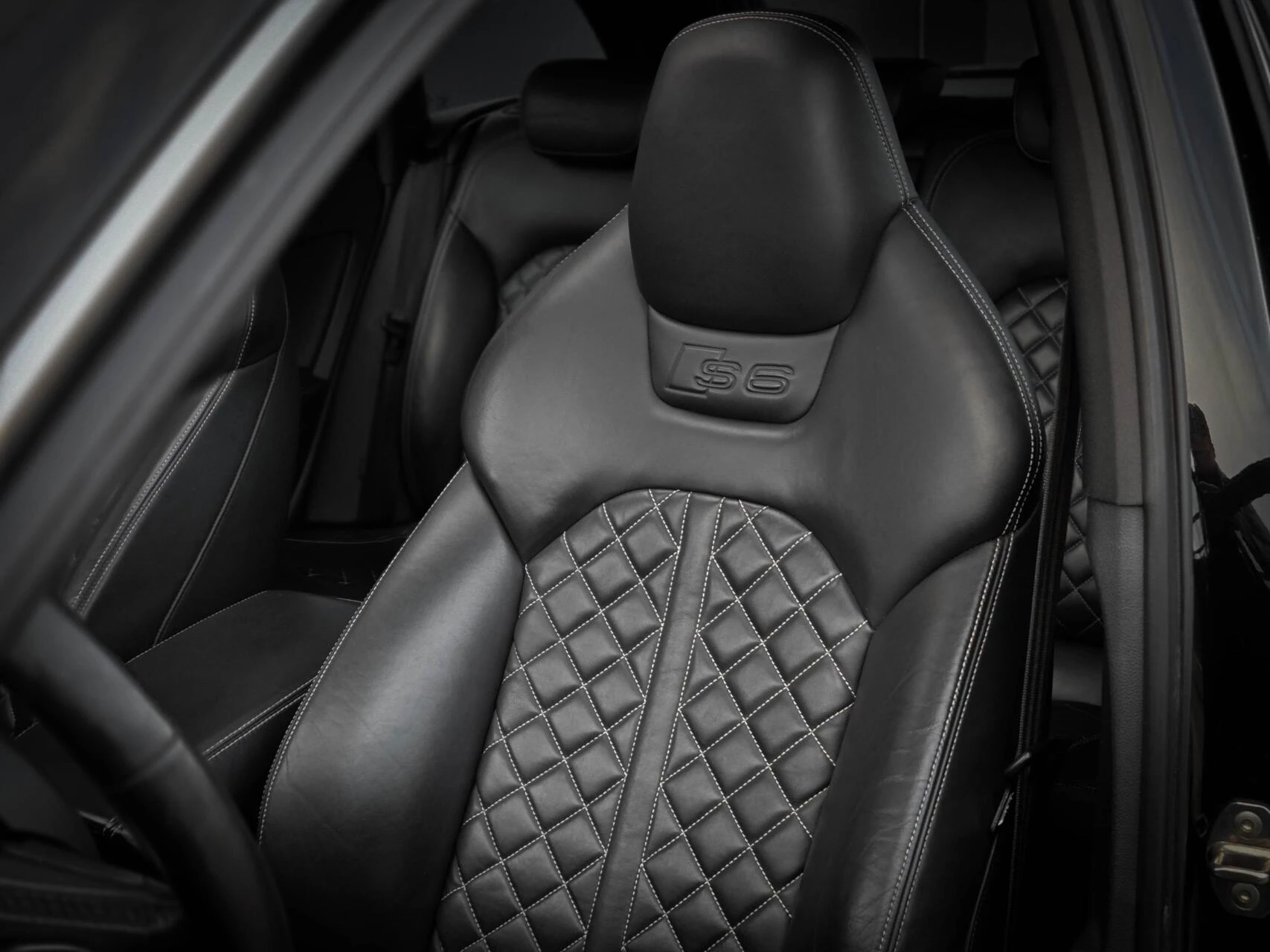 Hoofdafbeelding Audi S6