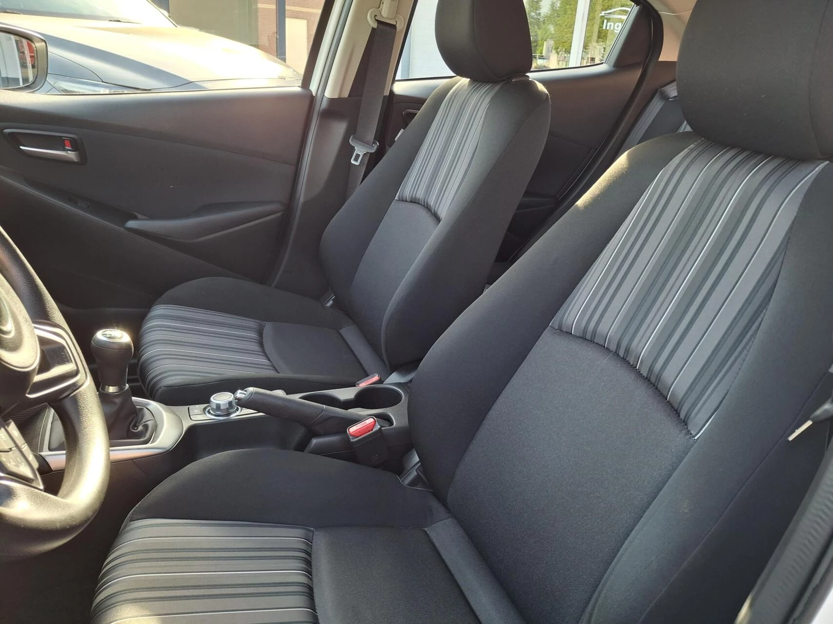 Hoofdafbeelding Mazda 2