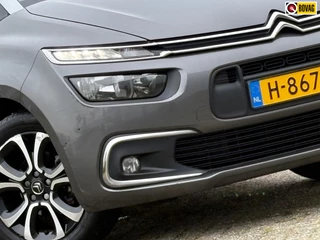 Hoofdafbeelding Citroën Grand C4 Spacetourer Citroen Grand C4 SpaceTourer 1.2 PureTech 7pers Business - Gris Platinium - Cruise/Carplay/Clima