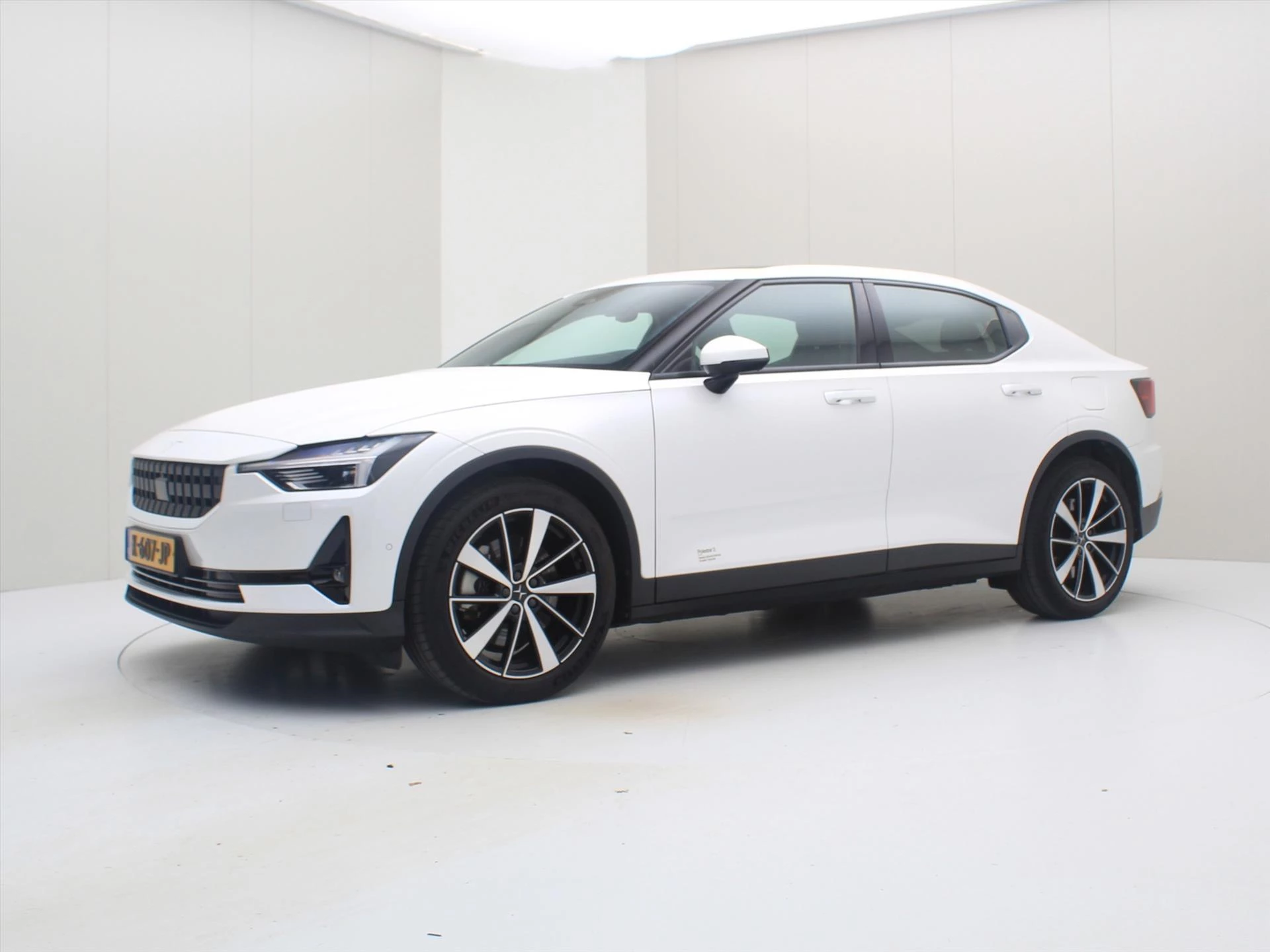 Hoofdafbeelding Polestar 2