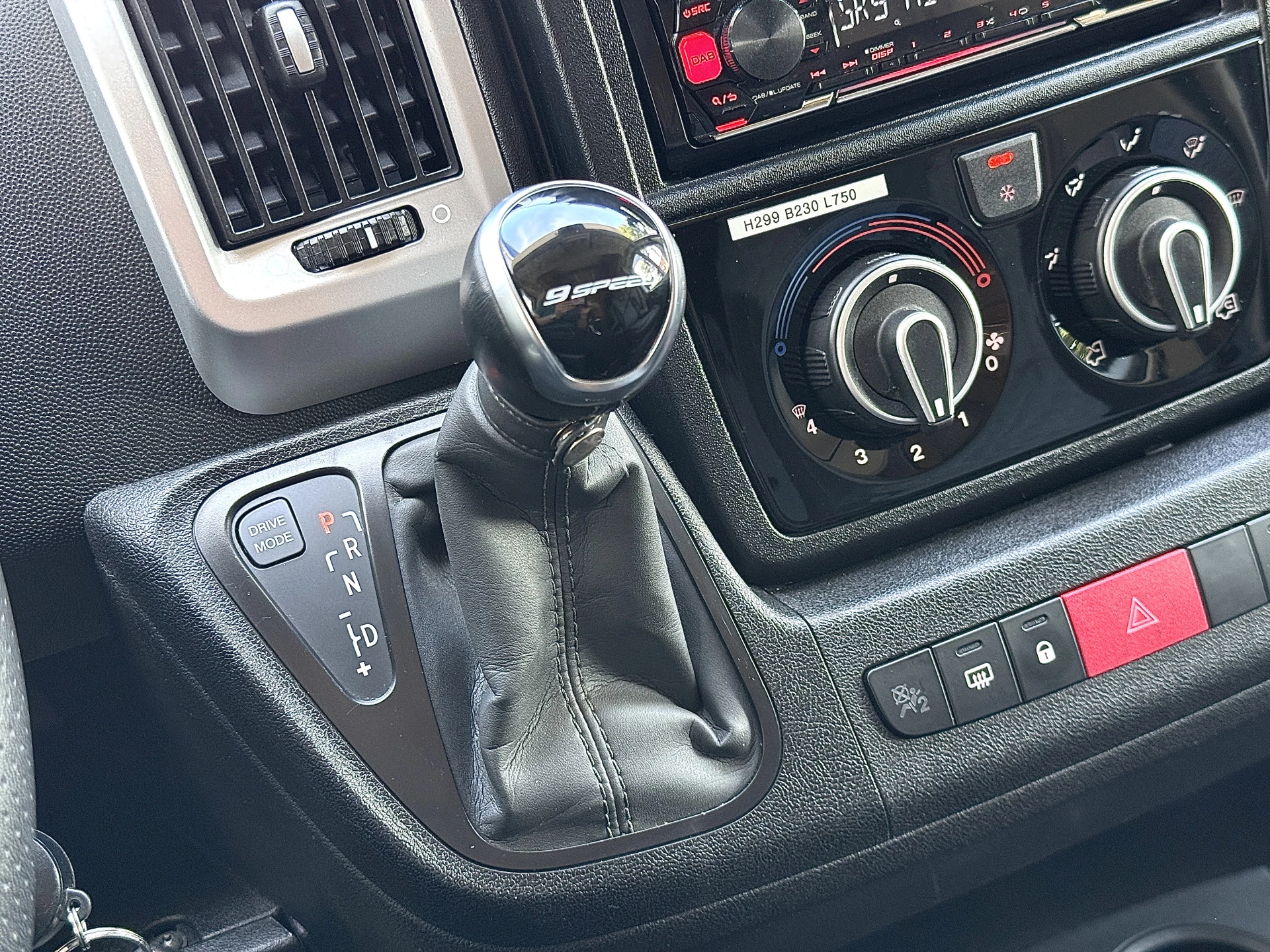 Hoofdafbeelding Adria CORAL 670 SL