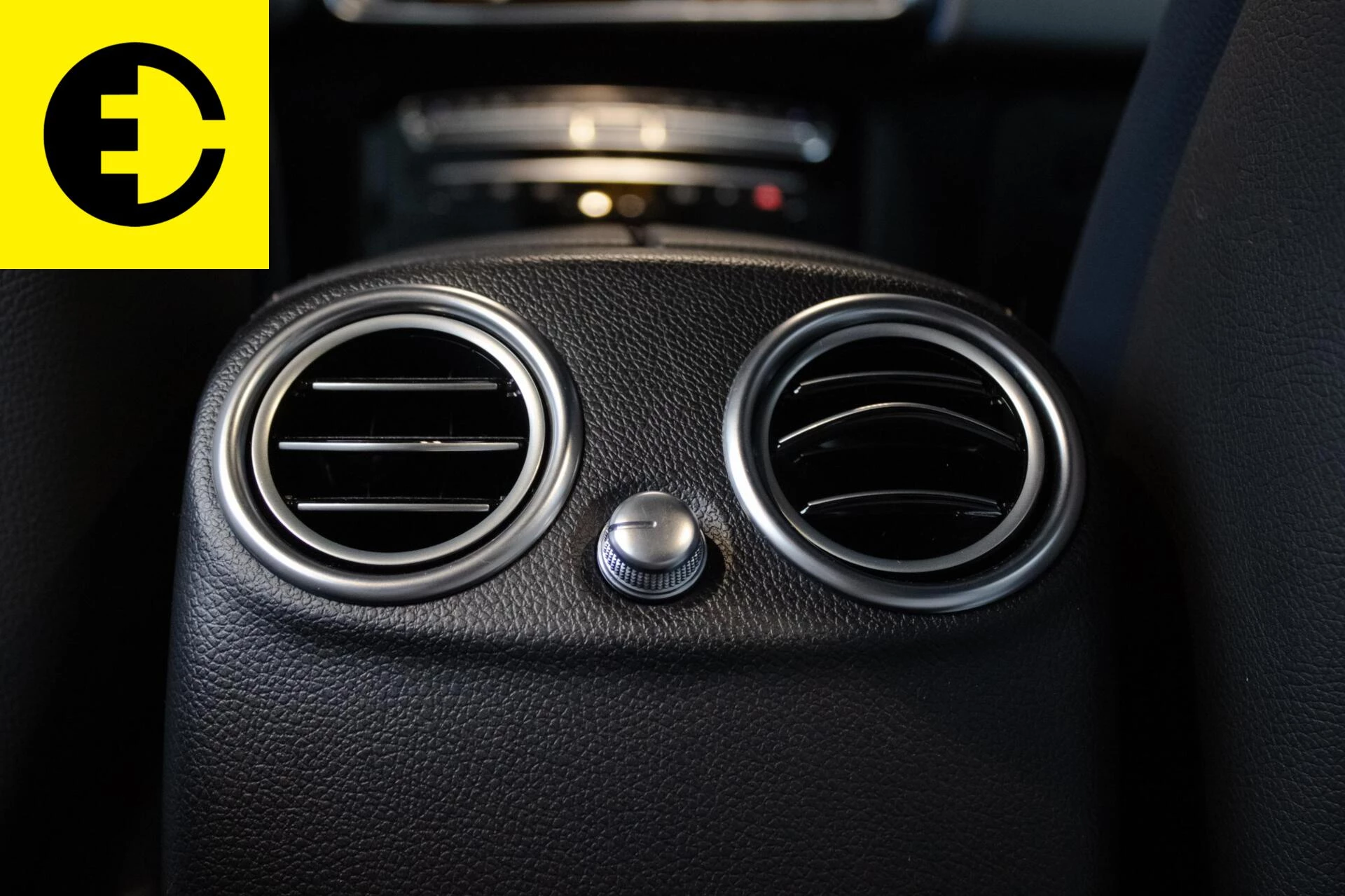 Hoofdafbeelding Mercedes-Benz EQC