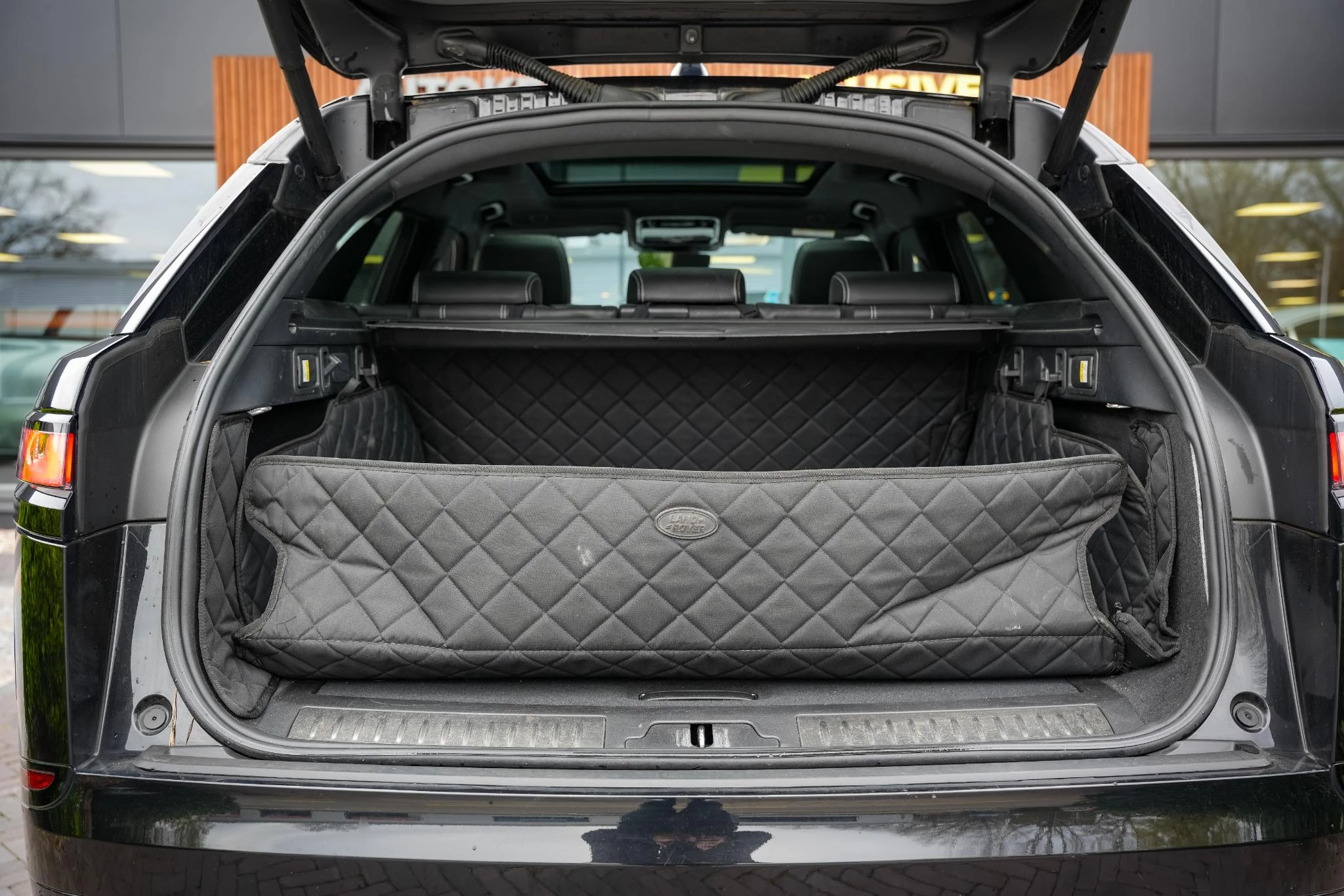 Hoofdafbeelding Land Rover Range Rover Velar