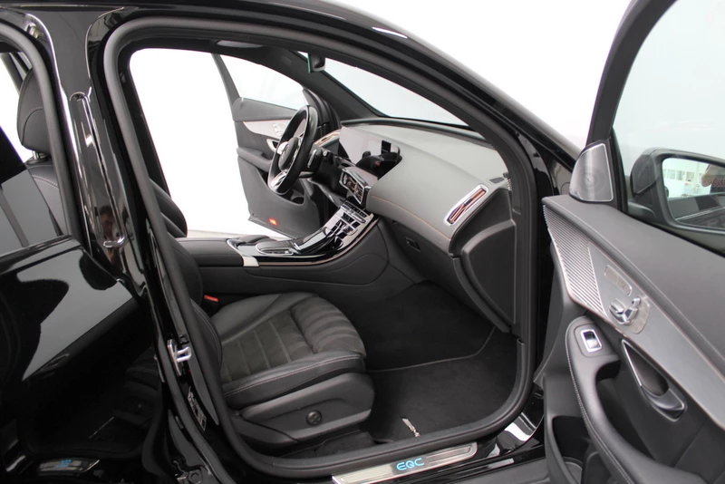 Hoofdafbeelding Mercedes-Benz EQC