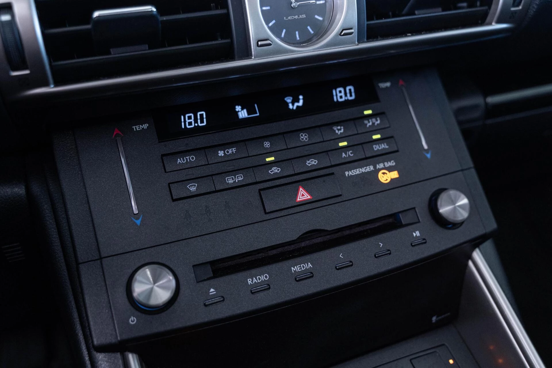 Hoofdafbeelding Lexus IS