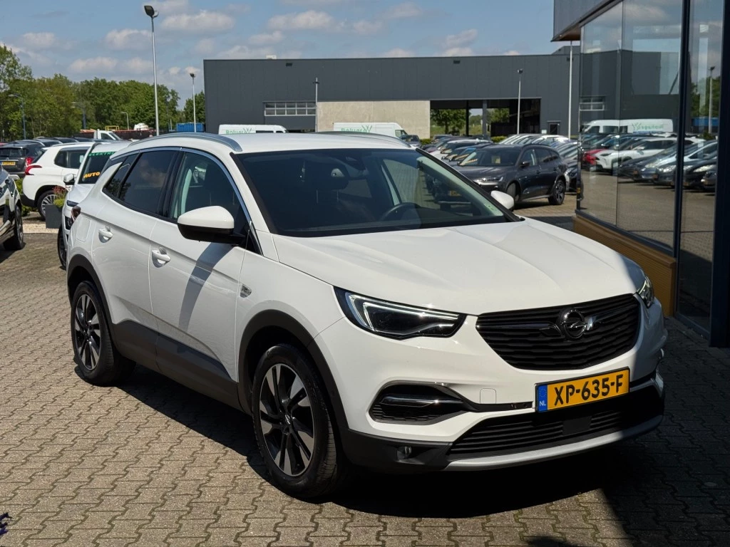 Hoofdafbeelding Opel Grandland X
