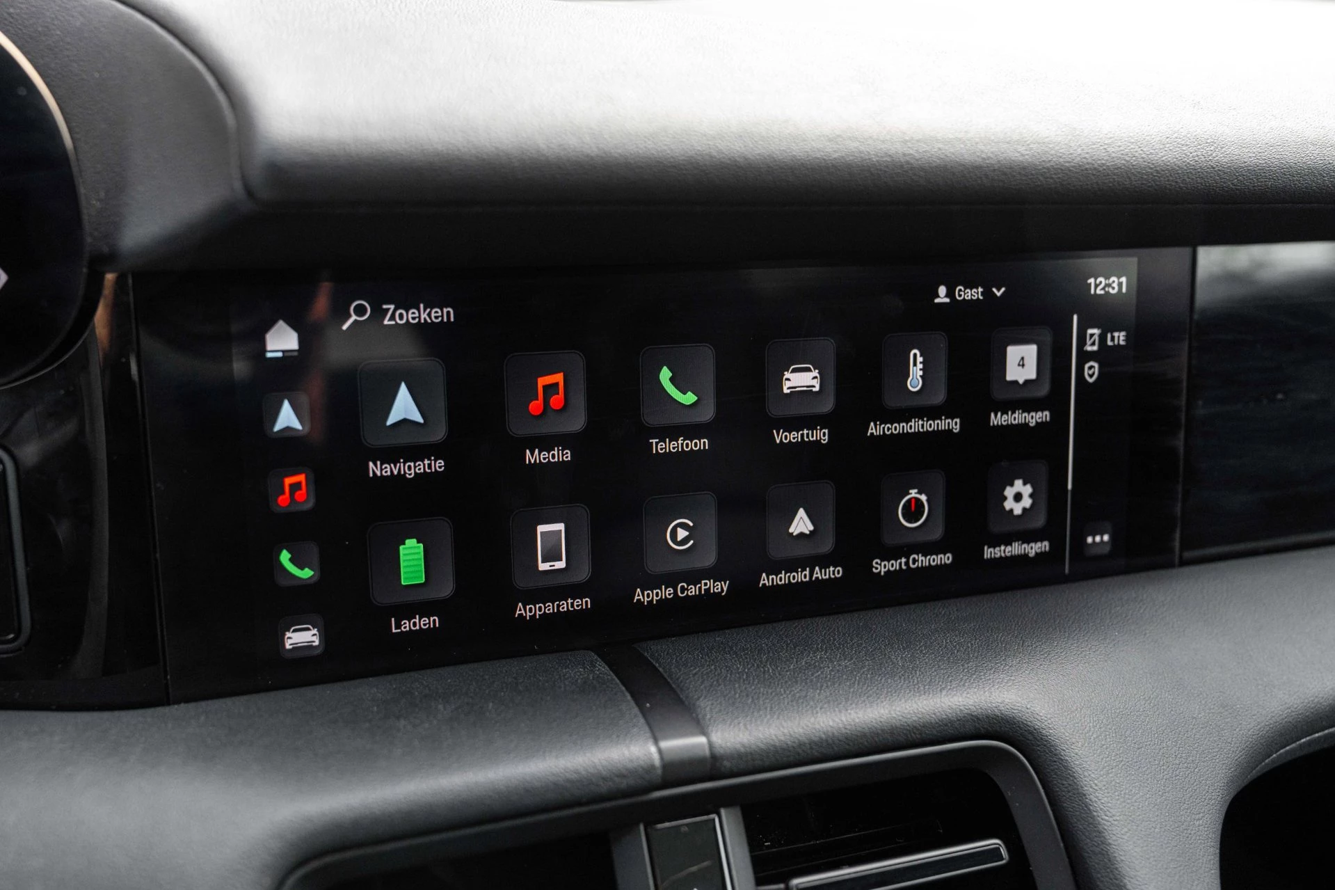 Hoofdafbeelding Porsche Taycan