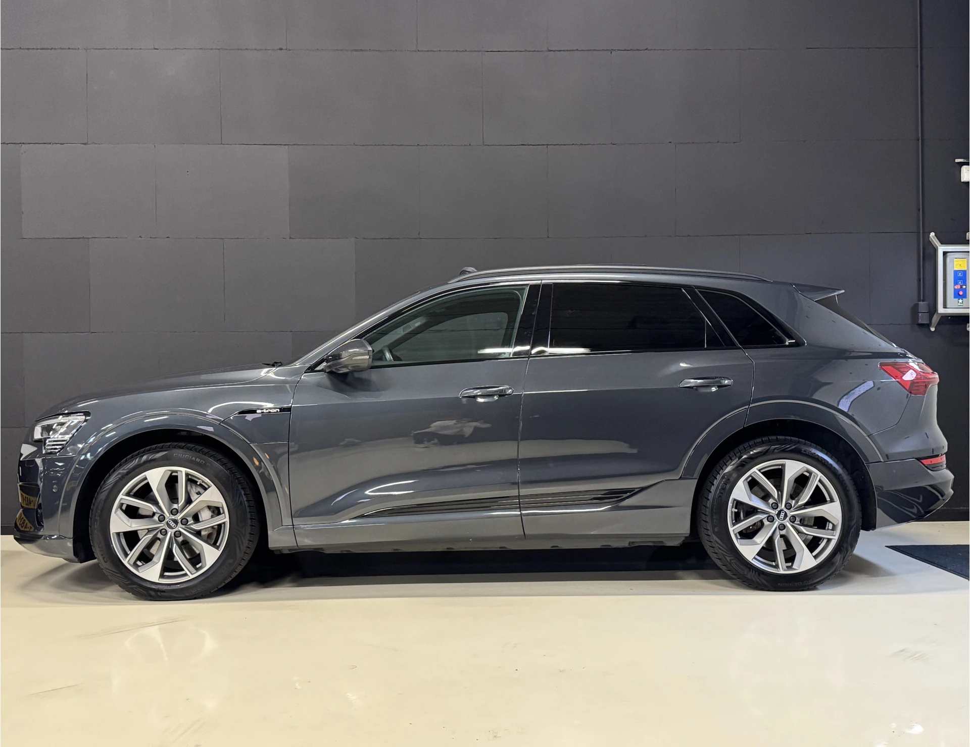 Hoofdafbeelding Audi e-tron