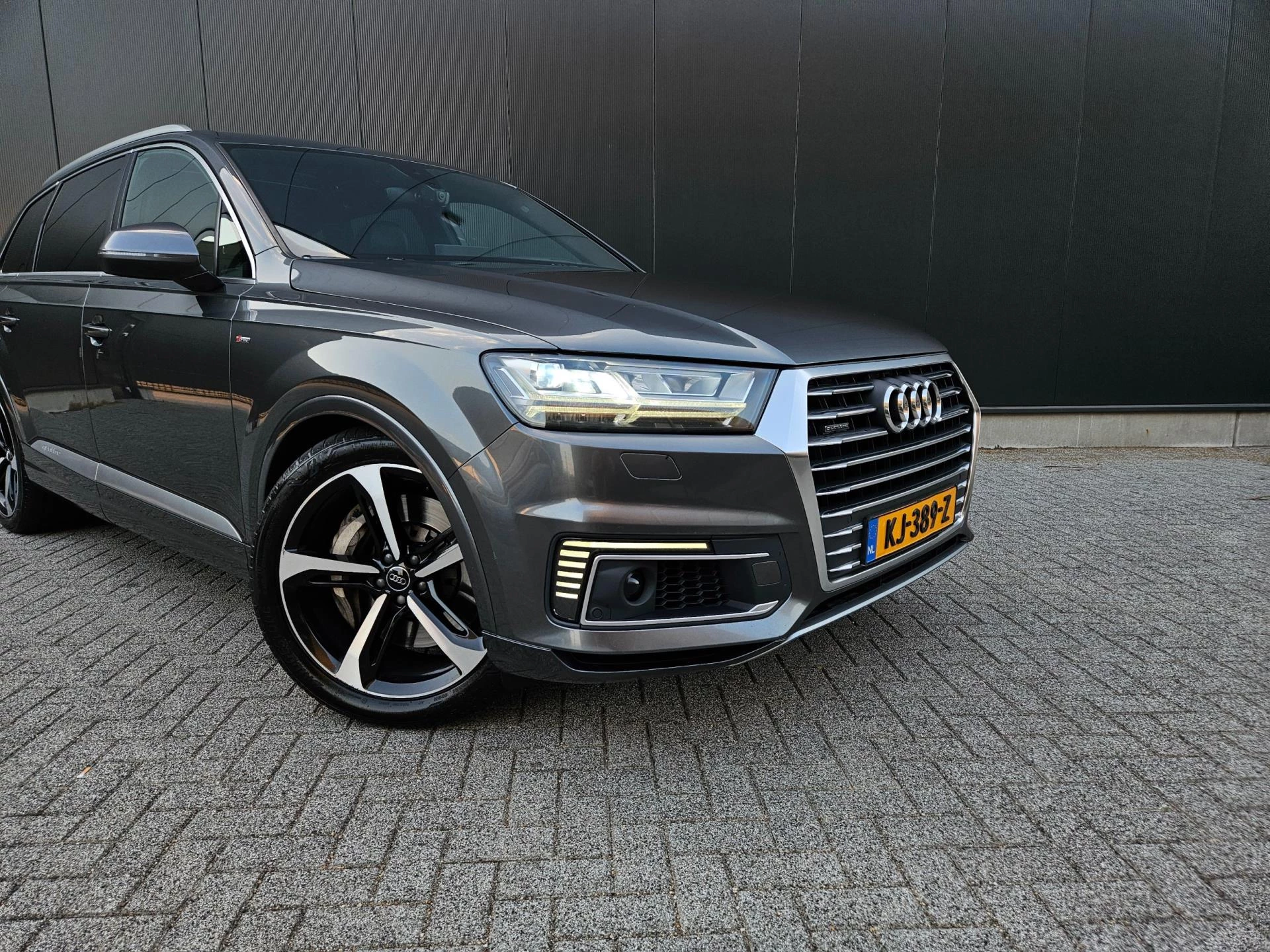 Hoofdafbeelding Audi Q7