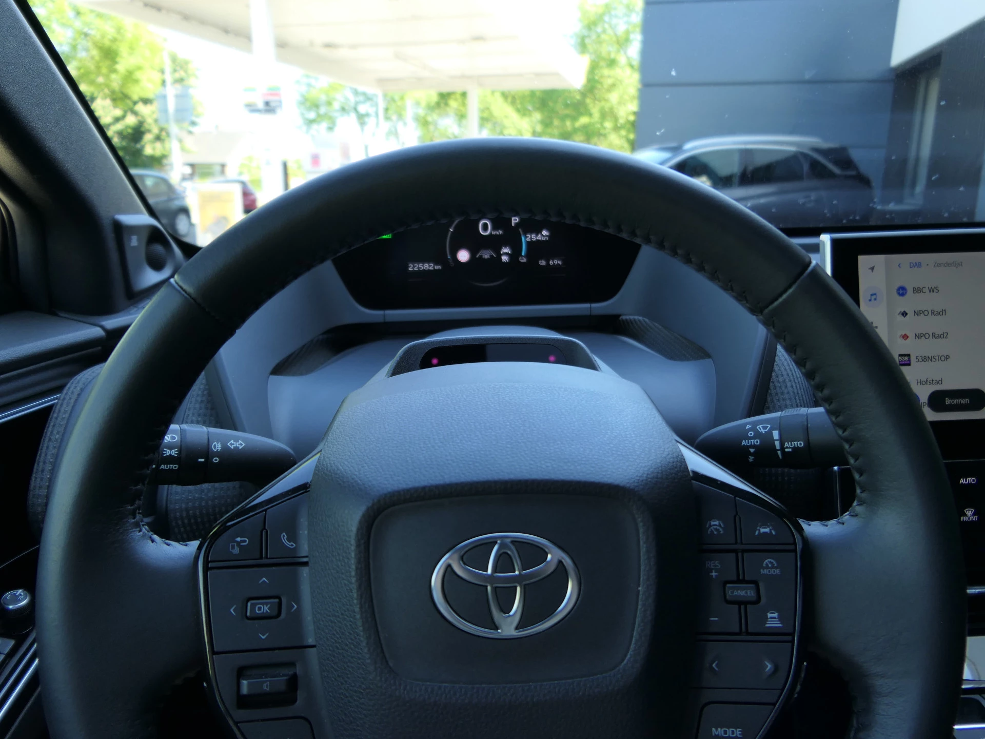 Hoofdafbeelding Toyota bZ4X