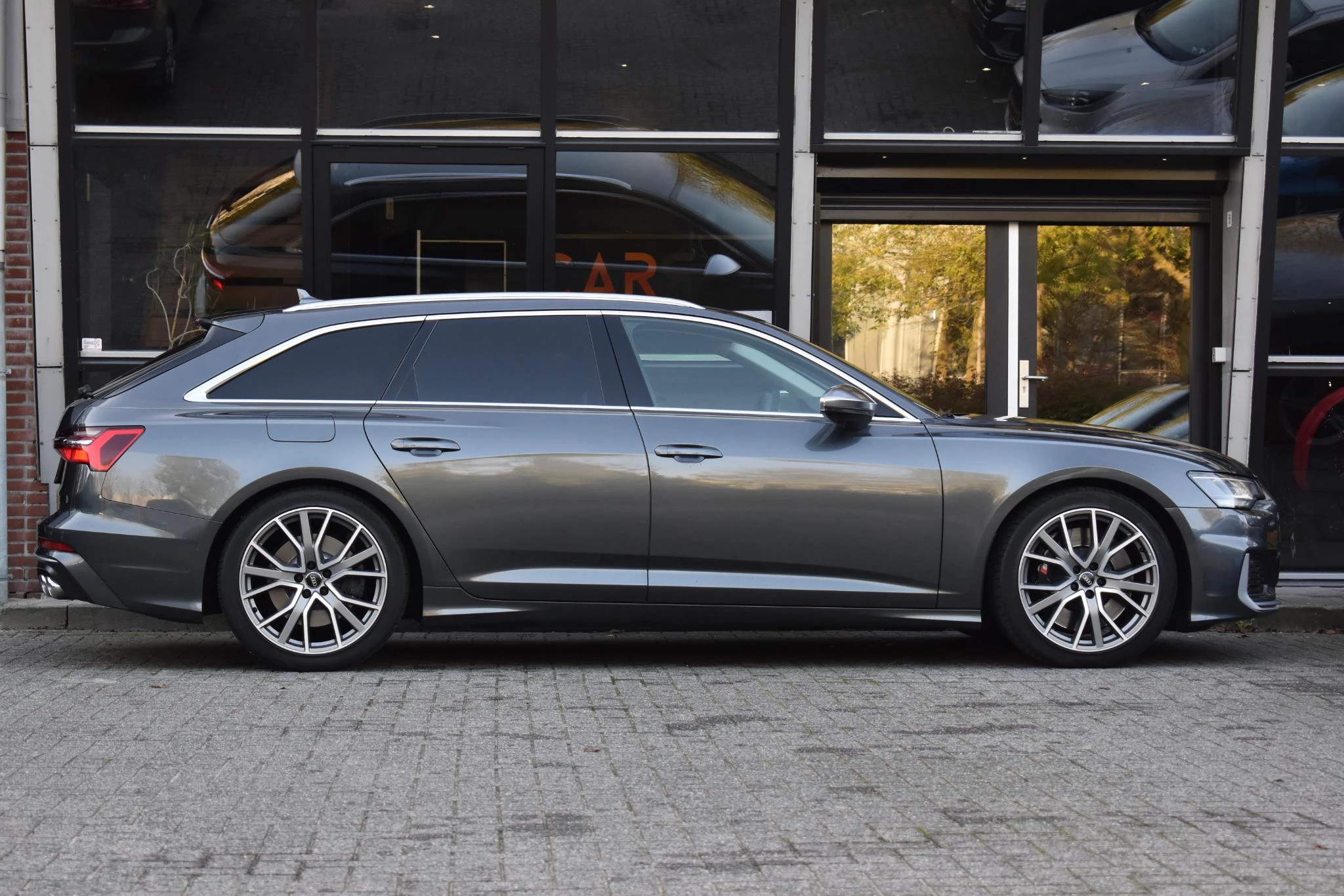 Hoofdafbeelding Audi S6