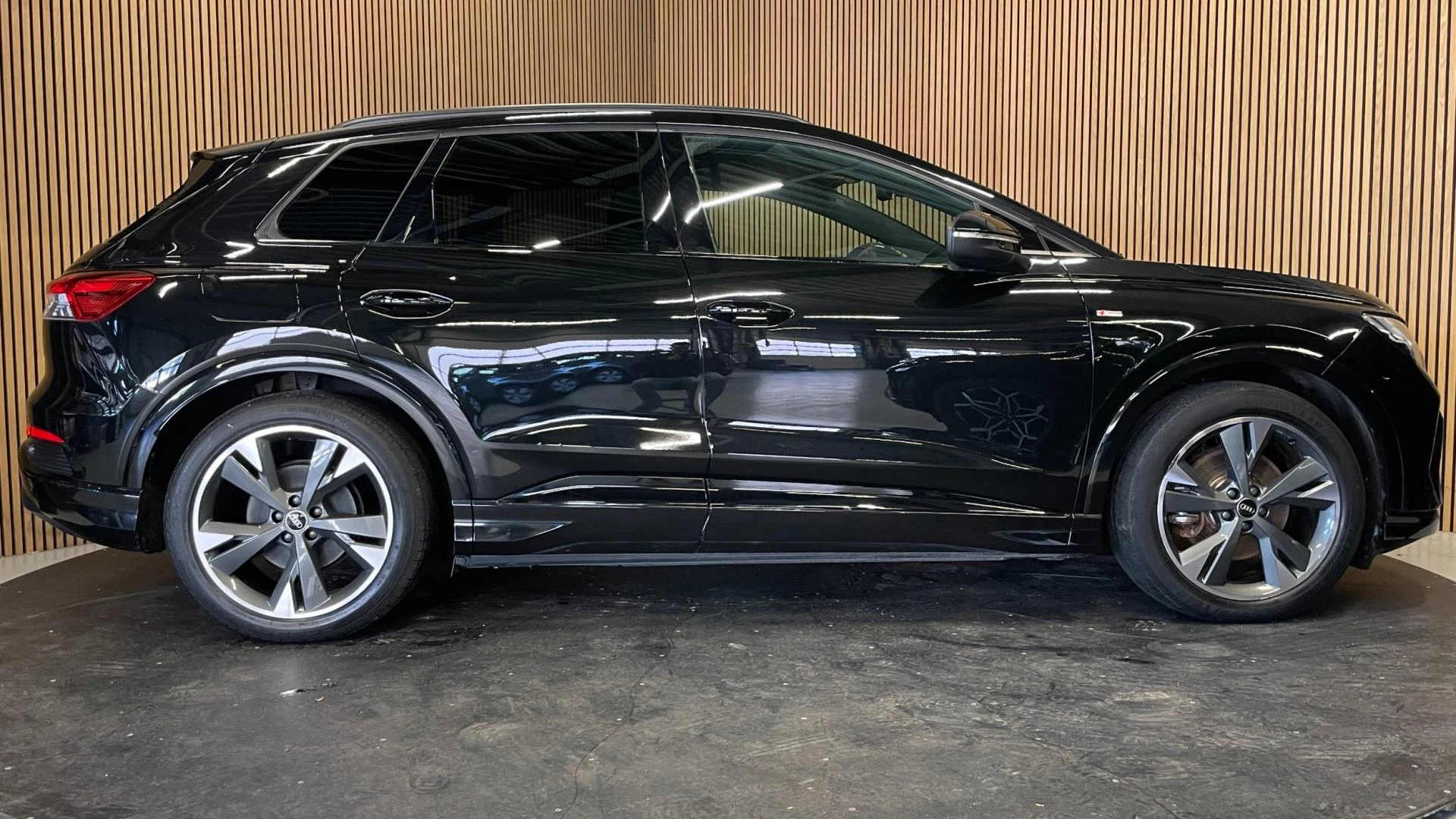 Hoofdafbeelding Audi Q4 e-tron