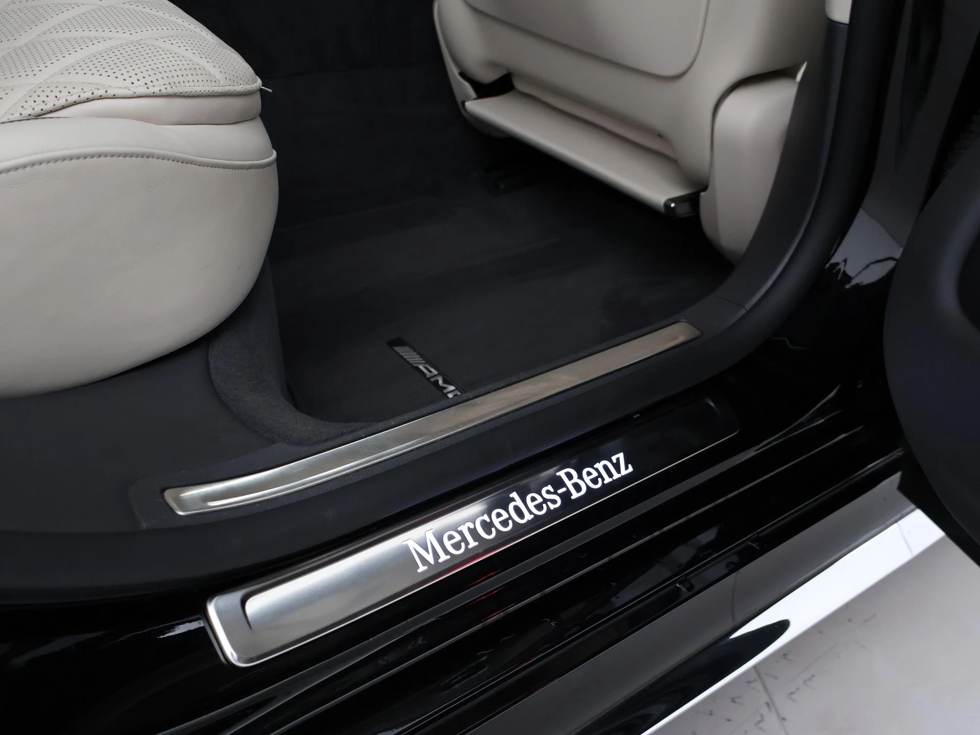 Hoofdafbeelding Mercedes-Benz S-Klasse