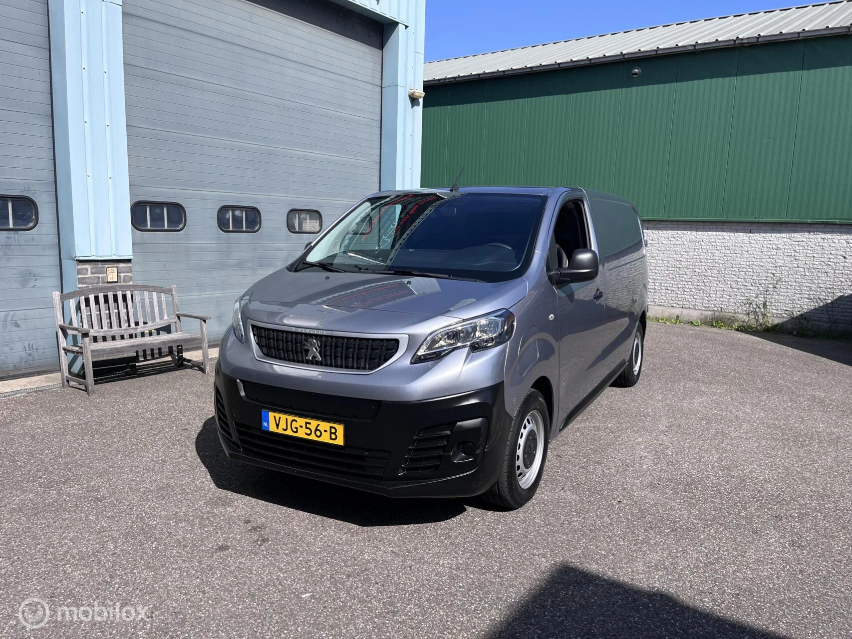 Hoofdafbeelding Peugeot e-Expert