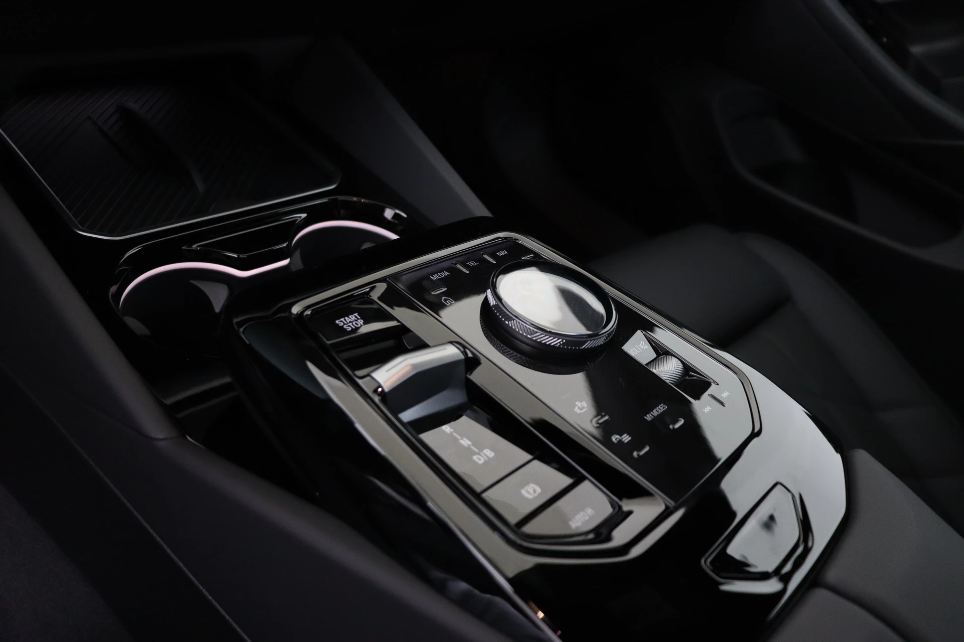 Hoofdafbeelding BMW i5