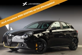 Alfa Romeo Giulietta 1.4 Turbo Sport Navigatiesysteem Parkeersensoren Voor en Achter Licht-Regensensor