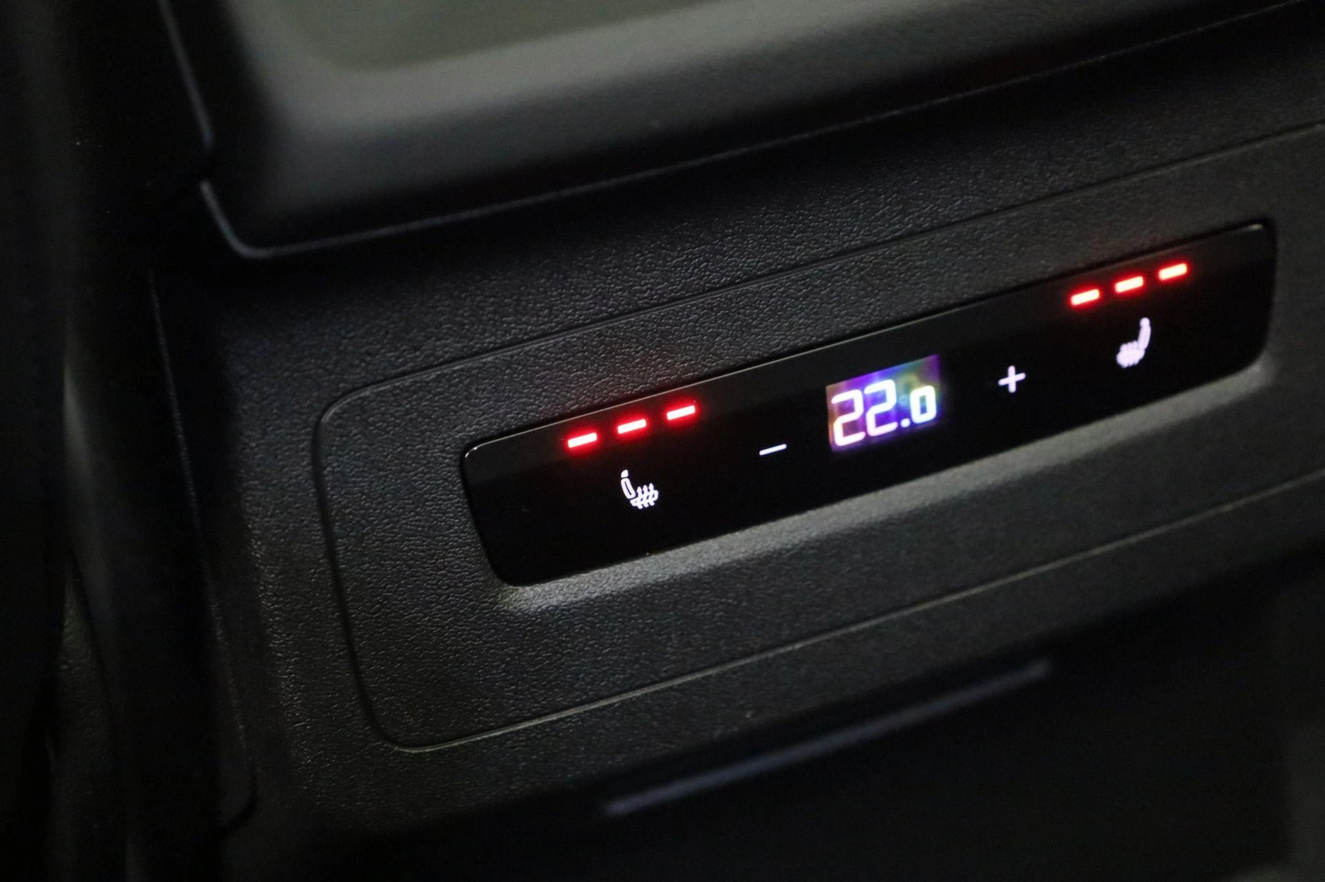 Hoofdafbeelding Audi A6 Avant e-tron