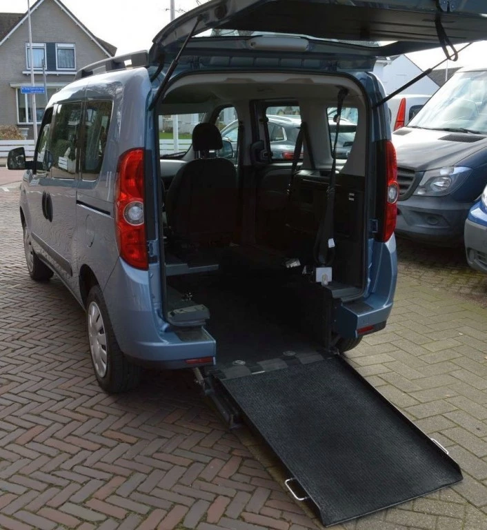 Hoofdafbeelding Opel Combo