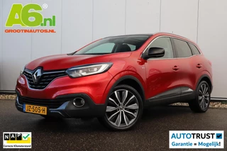 Hoofdafbeelding Renault Kadjar Renault Kadjar 1.2 TCe Bose 131PK Trekhaak Panoramadak Lederen Bekleding 19 inch LMV Navigatie Clima Cruise Parkeersensor