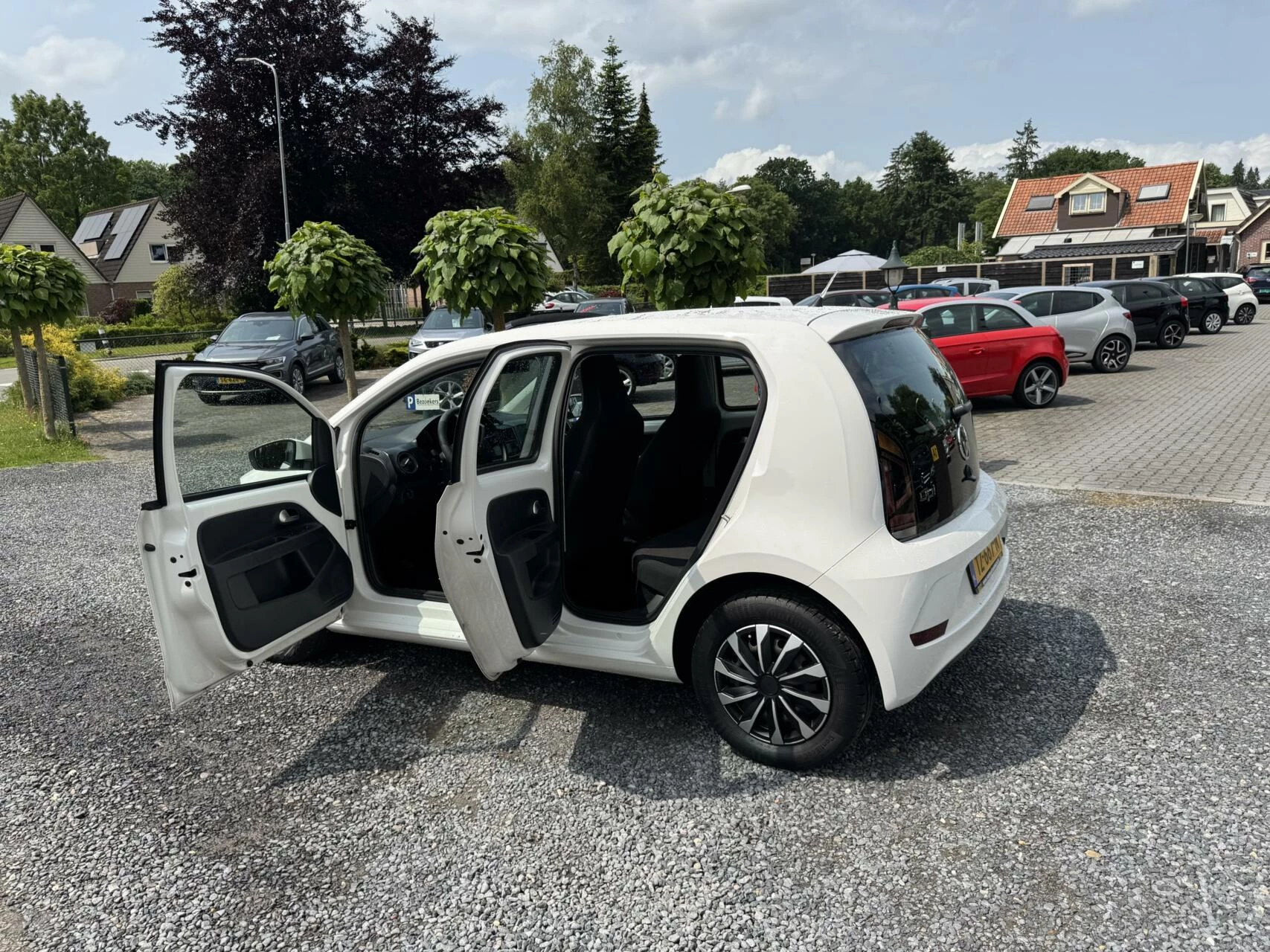 Hoofdafbeelding Volkswagen up!