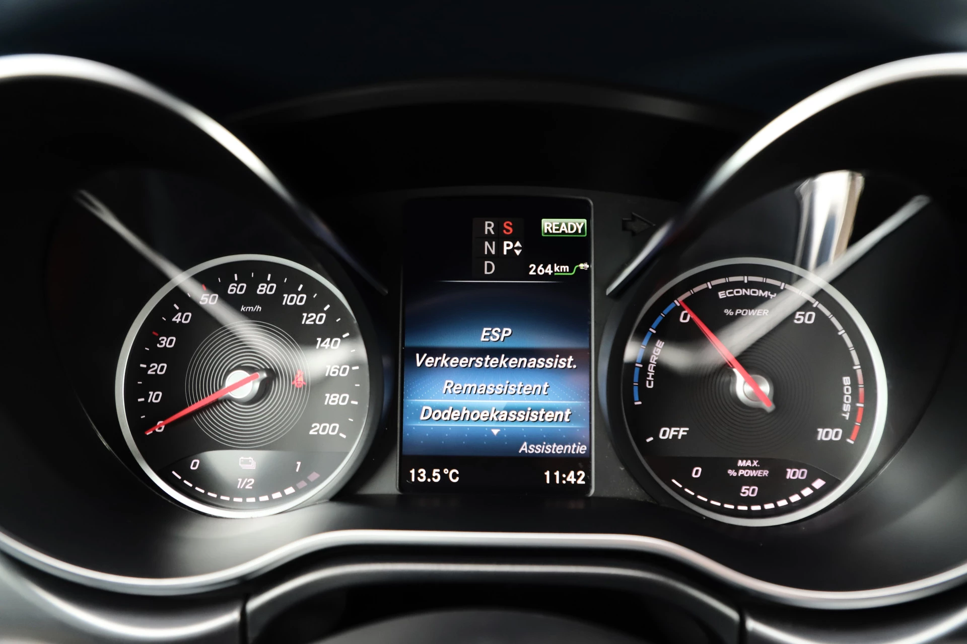 Hoofdafbeelding Mercedes-Benz EQV